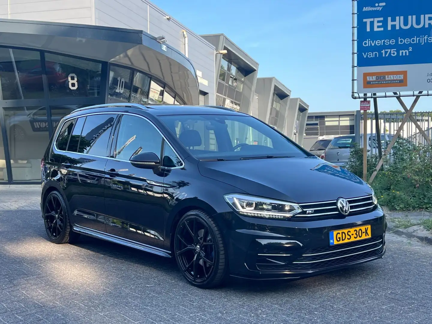 Volkswagen Touran 1.5 TSI 3X R-LINE PANO LEDER LED CAMERA KEYLESS BO Noir - 2