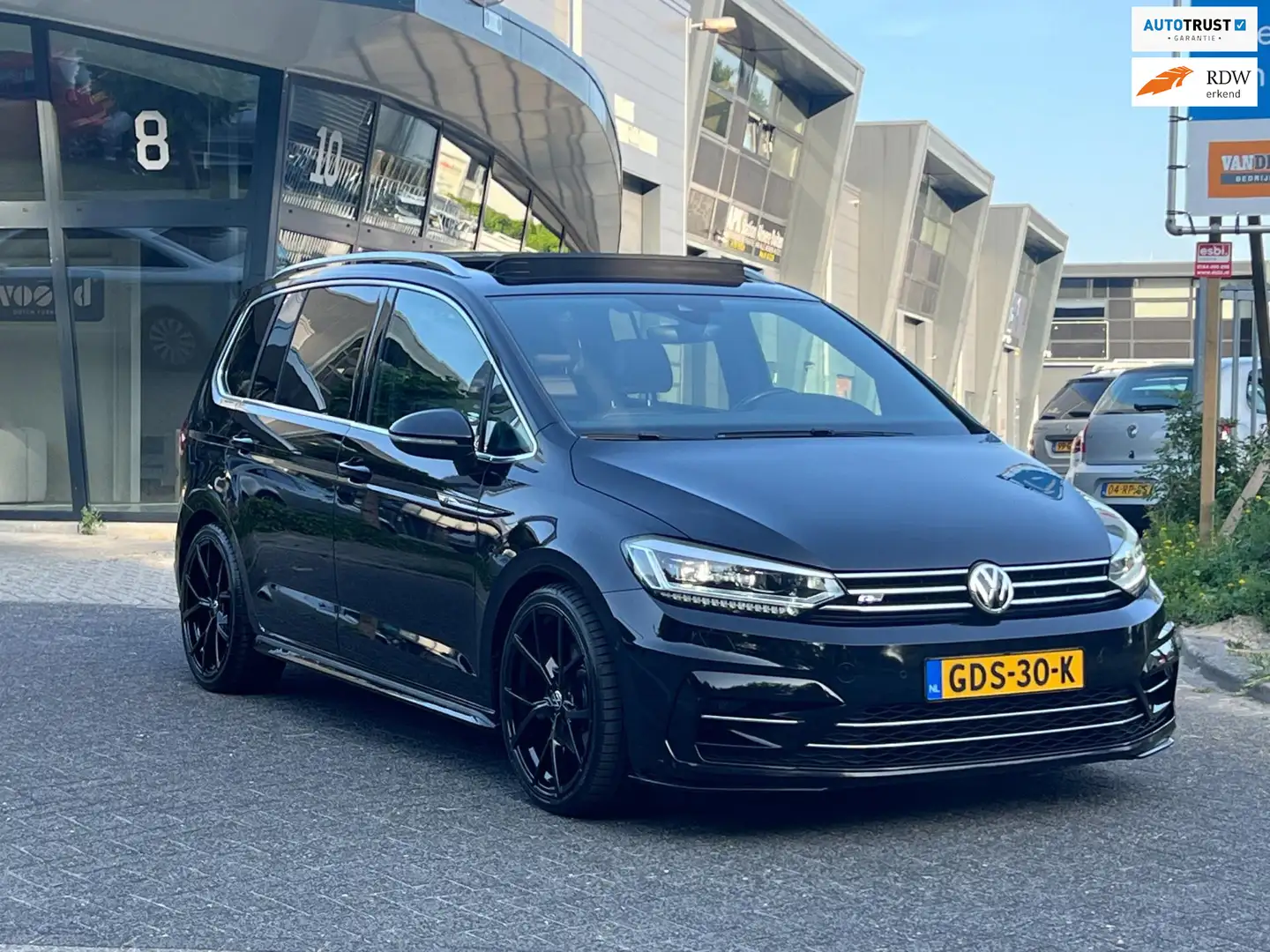 Volkswagen Touran 1.5 TSI 3X R-LINE PANO LEDER LED CAMERA KEYLESS BO Noir - 1