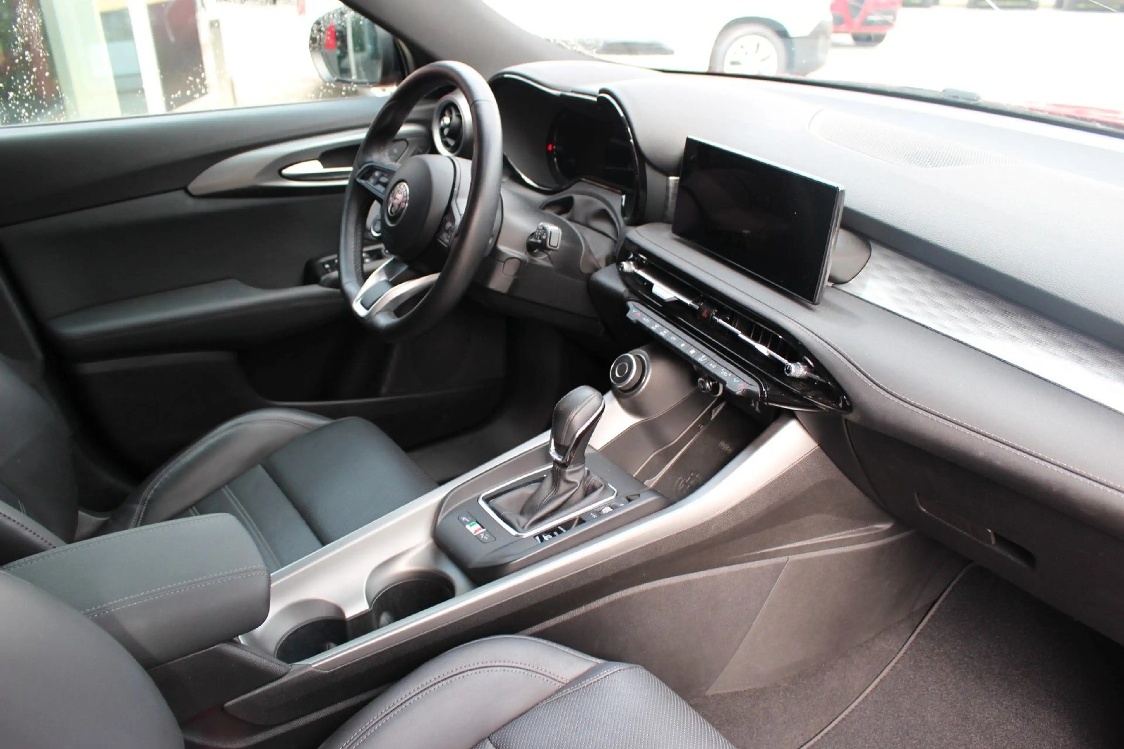 Alfa Romeo Tonale Ti MATRIX-LED/KAMERA360°/LEDER — photo 5
