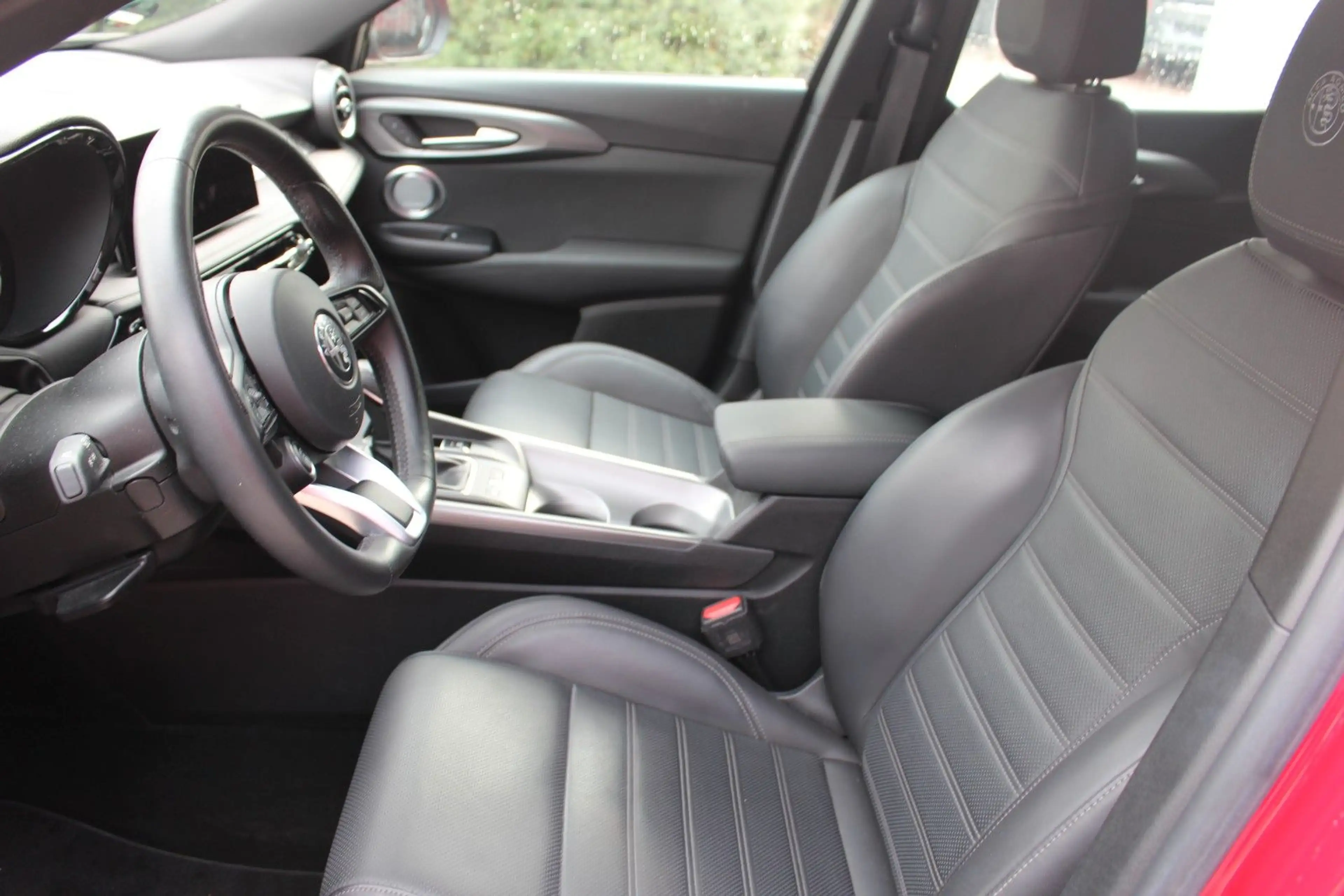 Alfa Romeo Tonale Ti MATRIX-LED/KAMERA360°/LEDER — photo 8