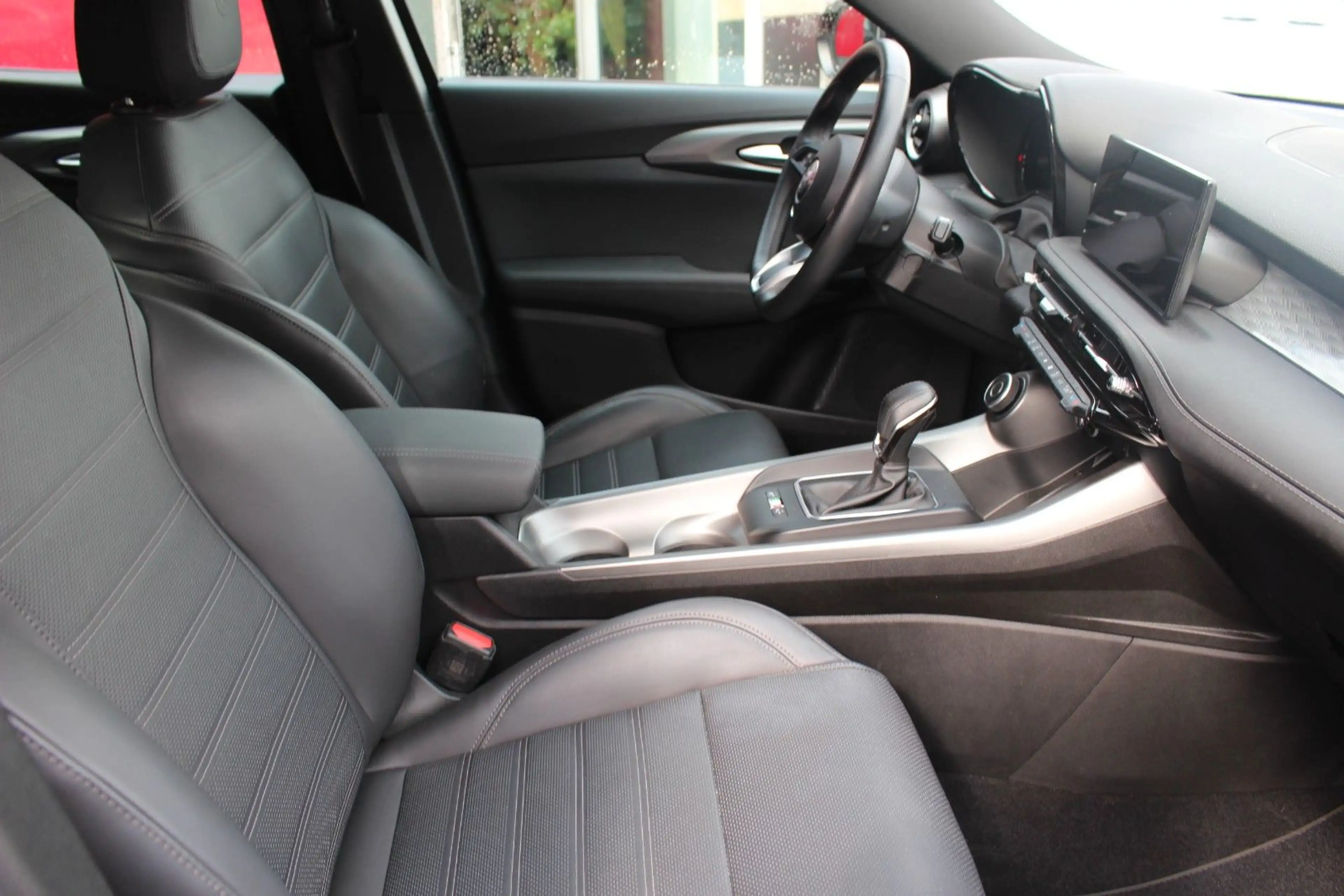 Alfa Romeo Tonale Ti MATRIX-LED/KAMERA360°/LEDER — photo 4