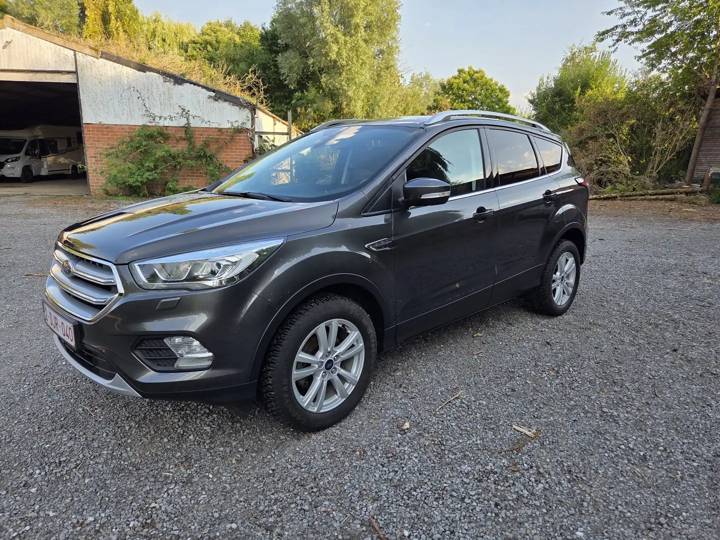 Ford Kuga 1.5 EcoBoost 2x4 Trend - 1