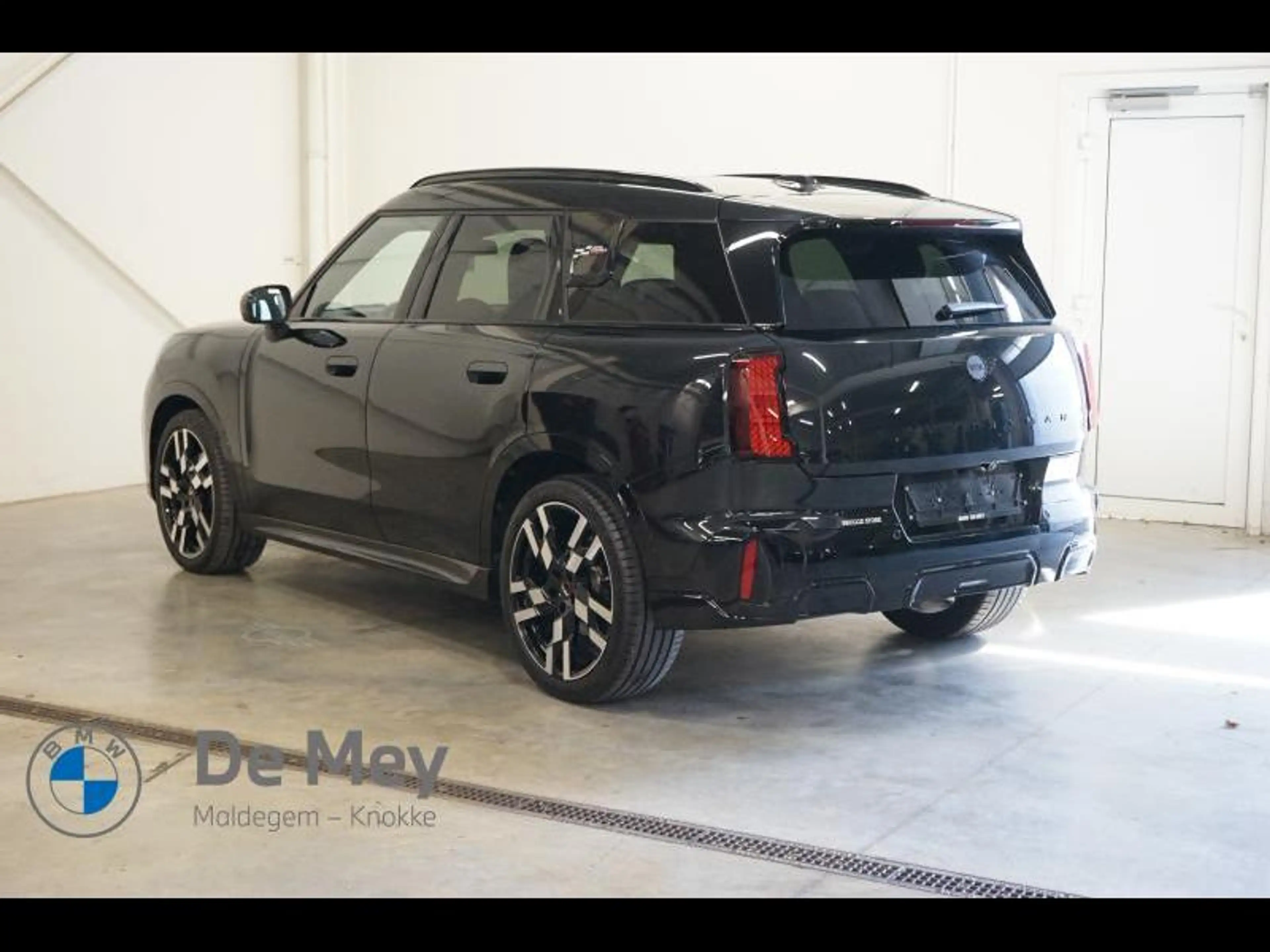 MINI Countryman C — photo 5
