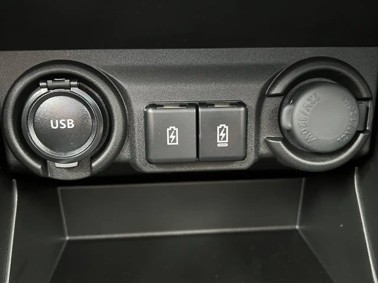 Suzuki Swift 1.2 Dualjet Hybrid MT Comfort, миниатюра 21