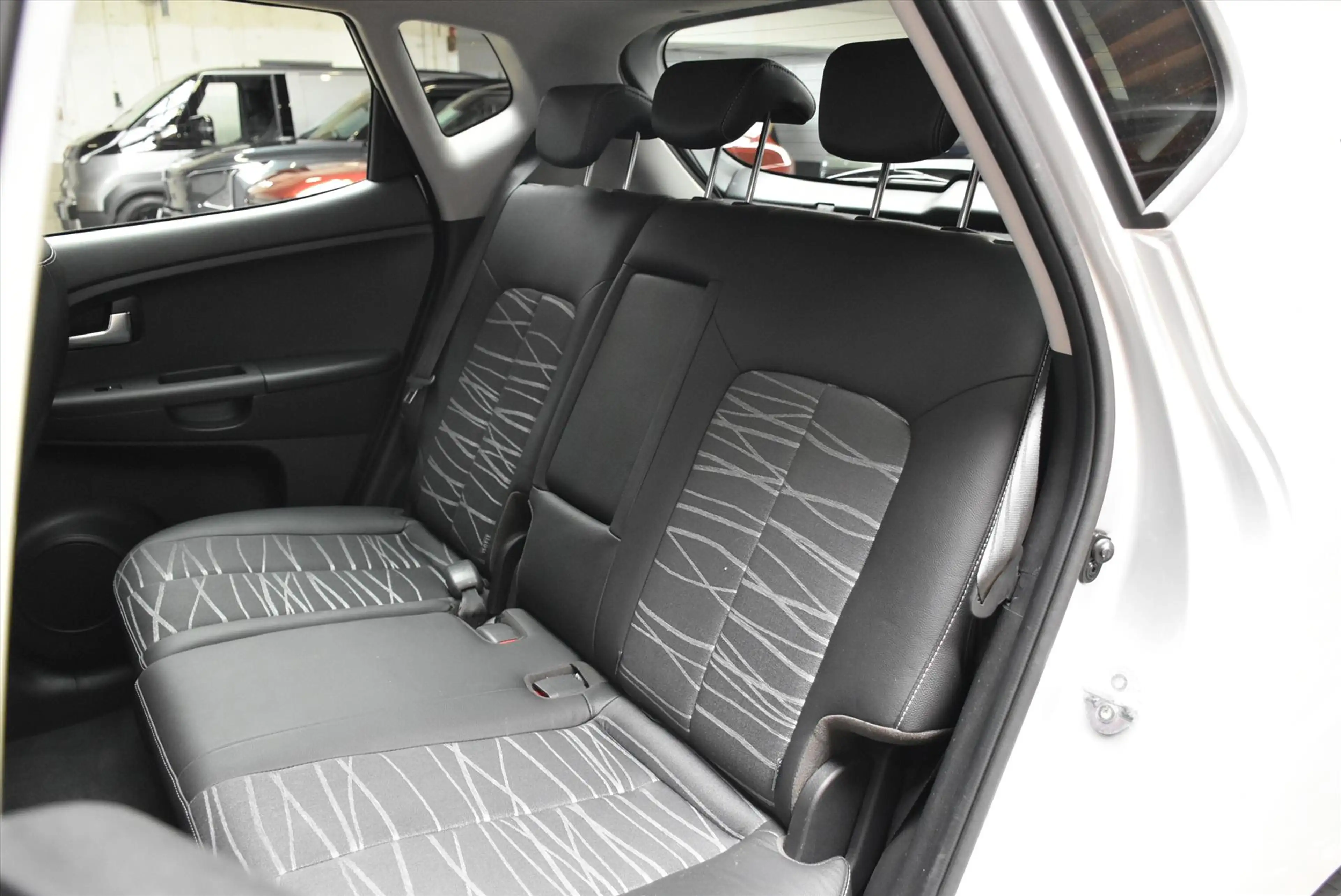 Kia Venga 1.4 CVVT 90pk Summer Edition Navigatie, Panoramada — photo 15