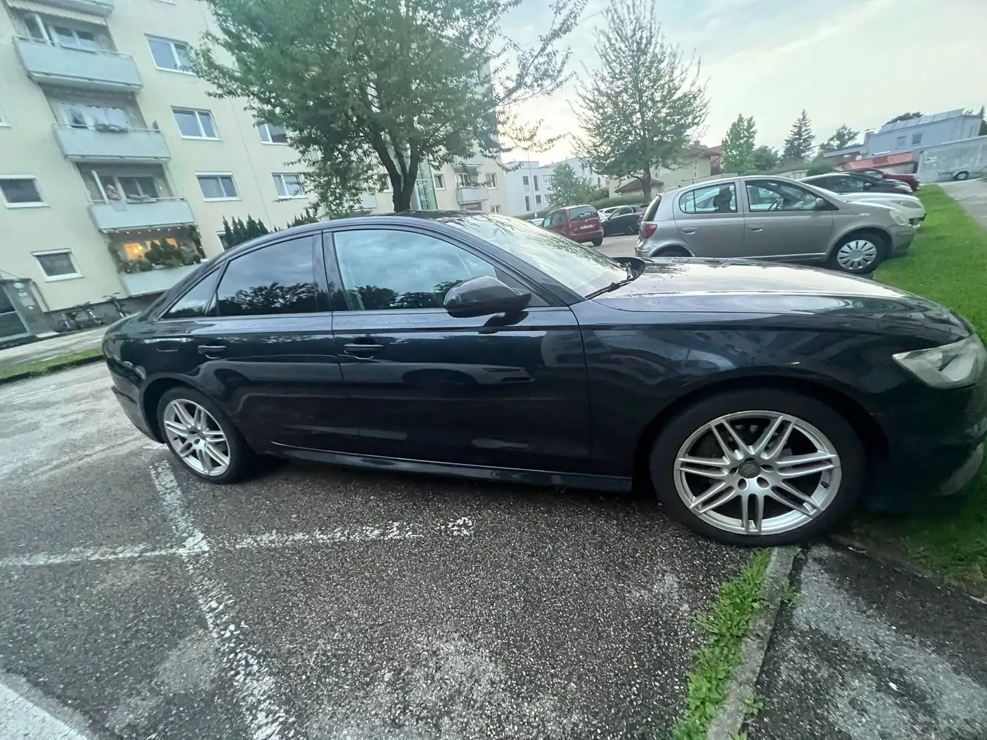 Audi A6 A6 Avant 2,0 TDI ultra ultra Blau - 1