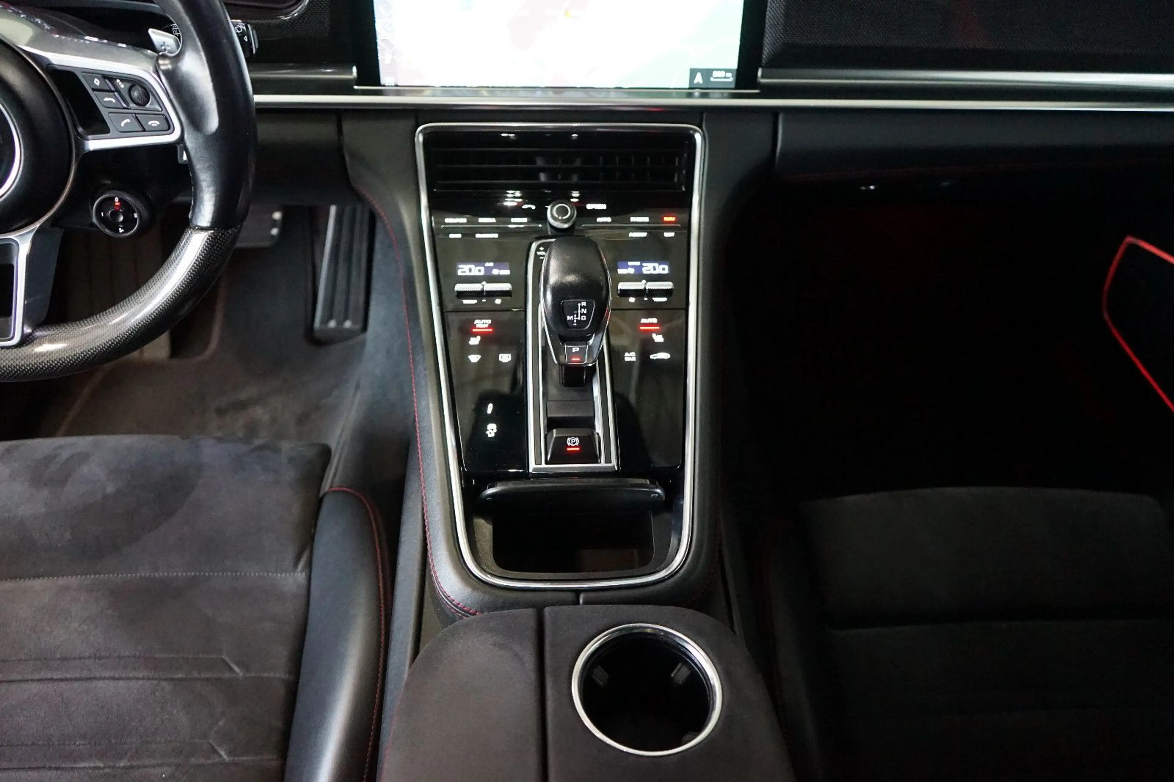 Porsche Panamera Sport Turismo GTS Approved+Standhz+Pano — photo 15
