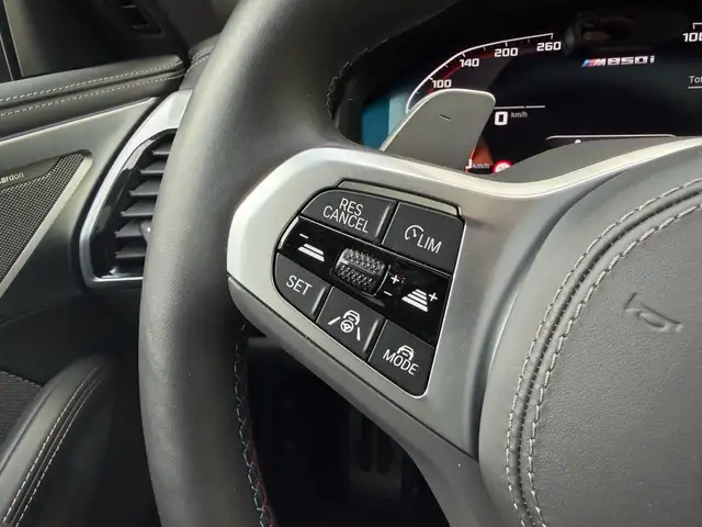 BMW I view 7