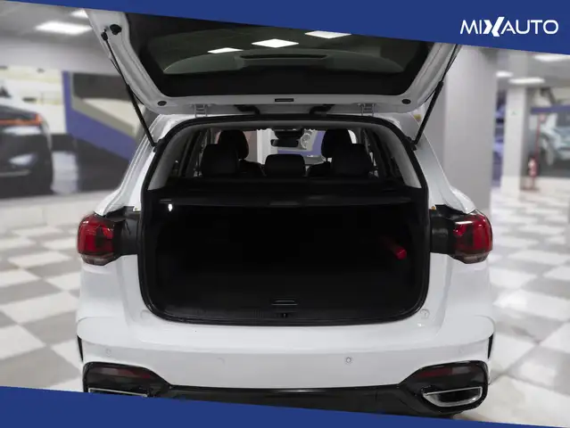 MG HS view 7
