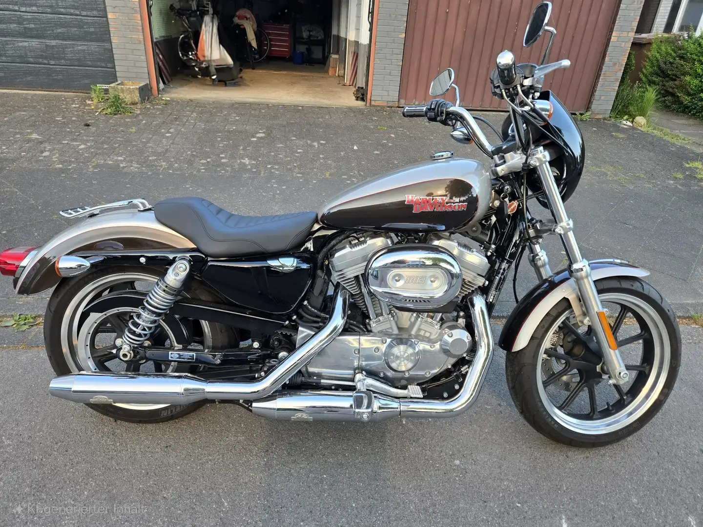 Harley-Davidson XL 883 SuperLow Bronze - 1