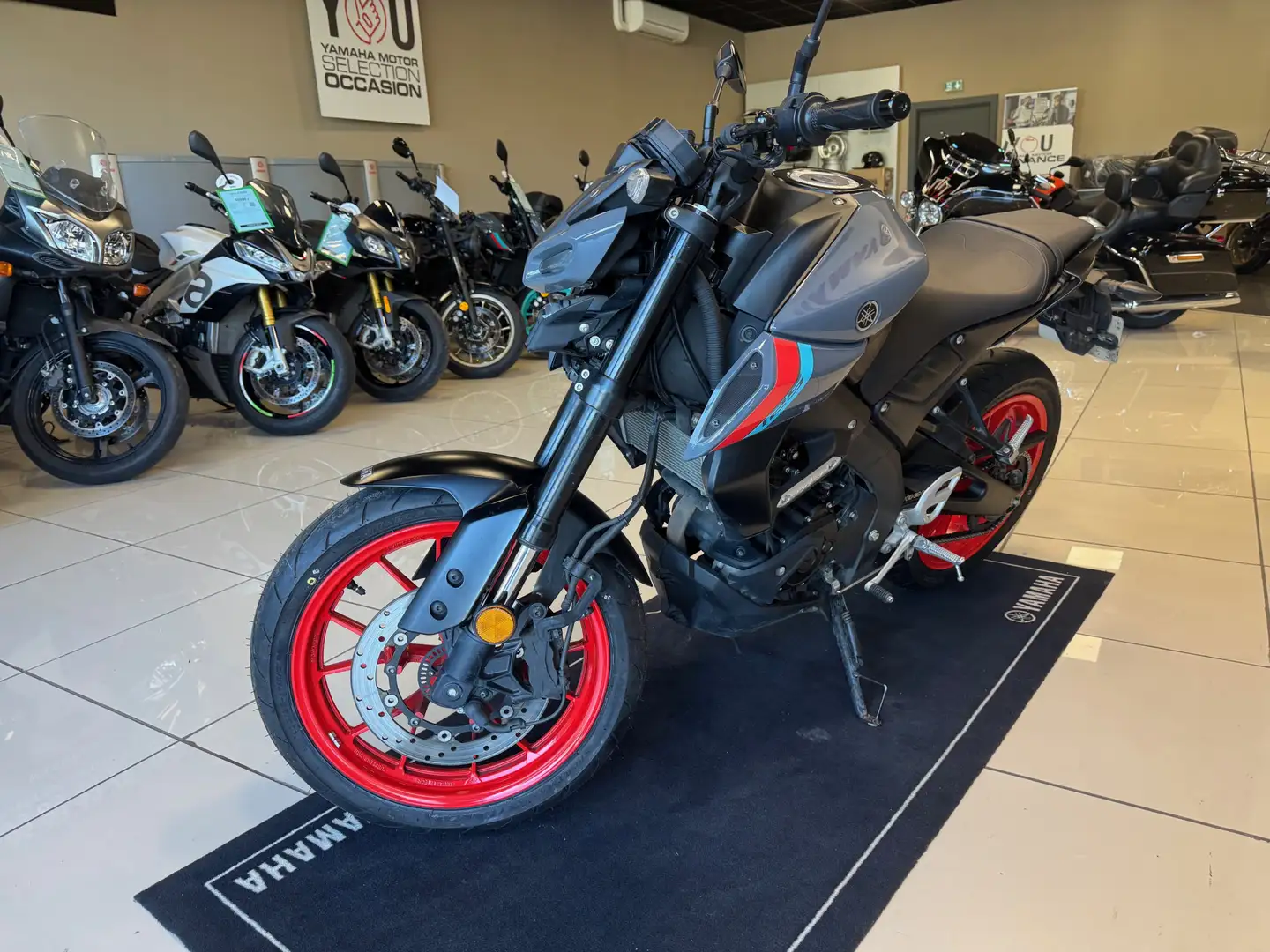 Yamaha MT-125 - 2