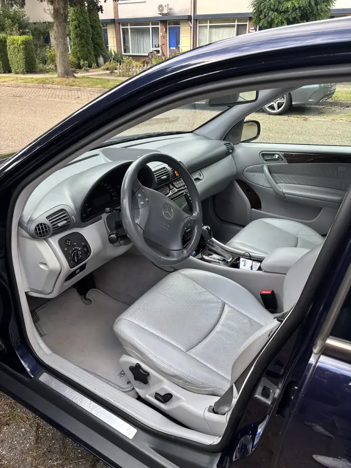 Mercedes-Benz C 240 Elegance|Leer|6 Cilinder|automaat|NAP, foto 7