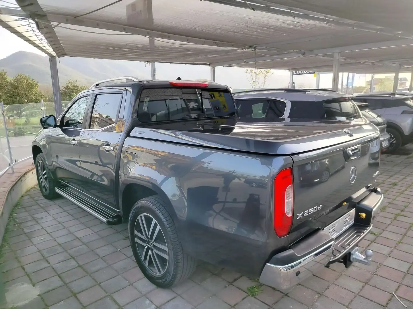Mercedes-Benz X 250 X 250 d Power 4matic auto Gri - 2