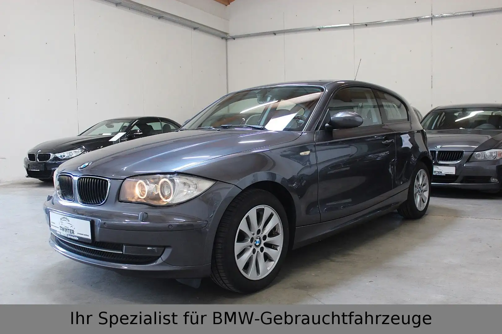 BMW 118 i Xenon*SHZ*MFL*Scheckheftgepflegt*TÜV Neu - 1