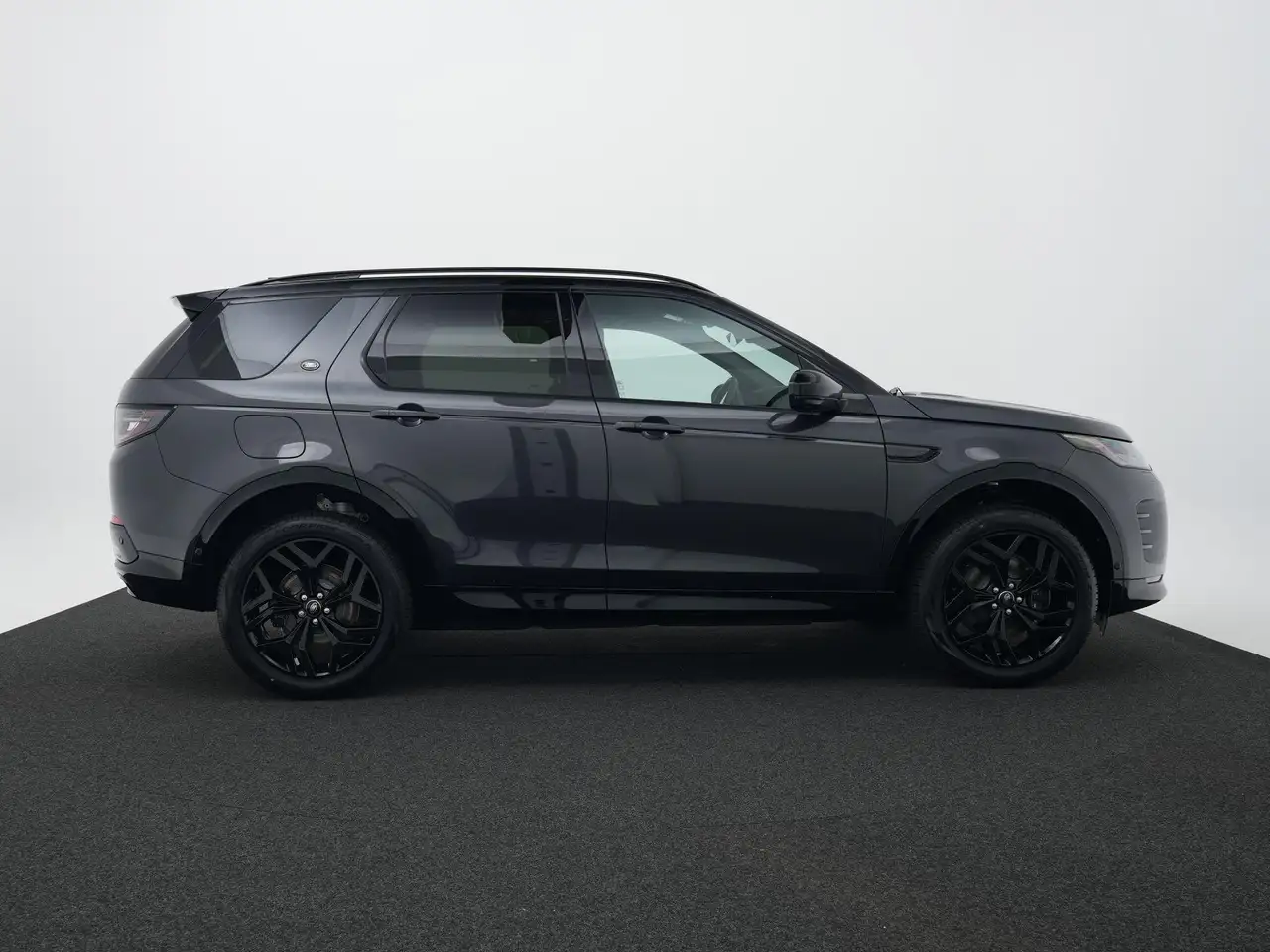 Land Rover Discovery Sport 2026 — фото 7