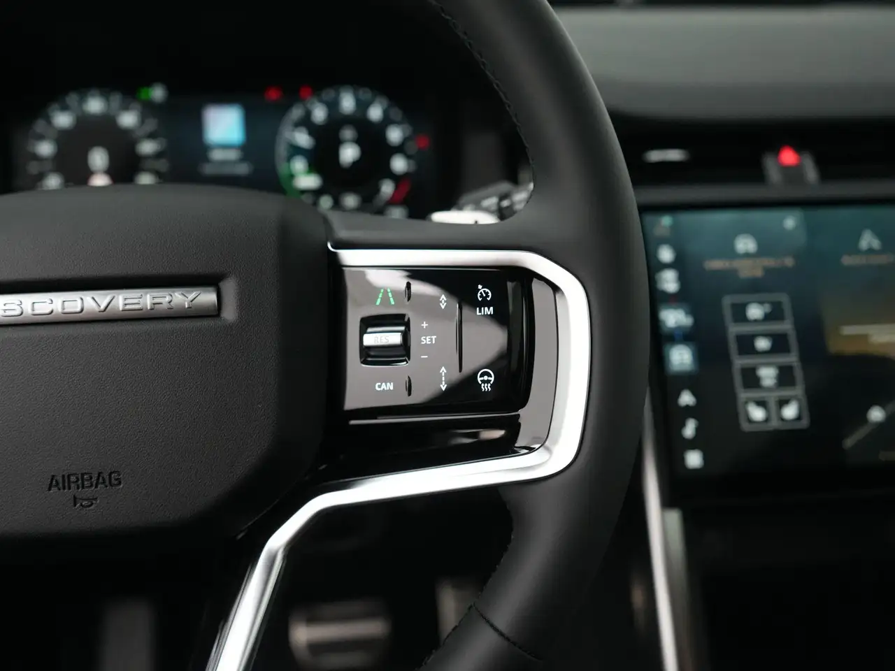 Land Rover Discovery Sport 2026 — фото 15