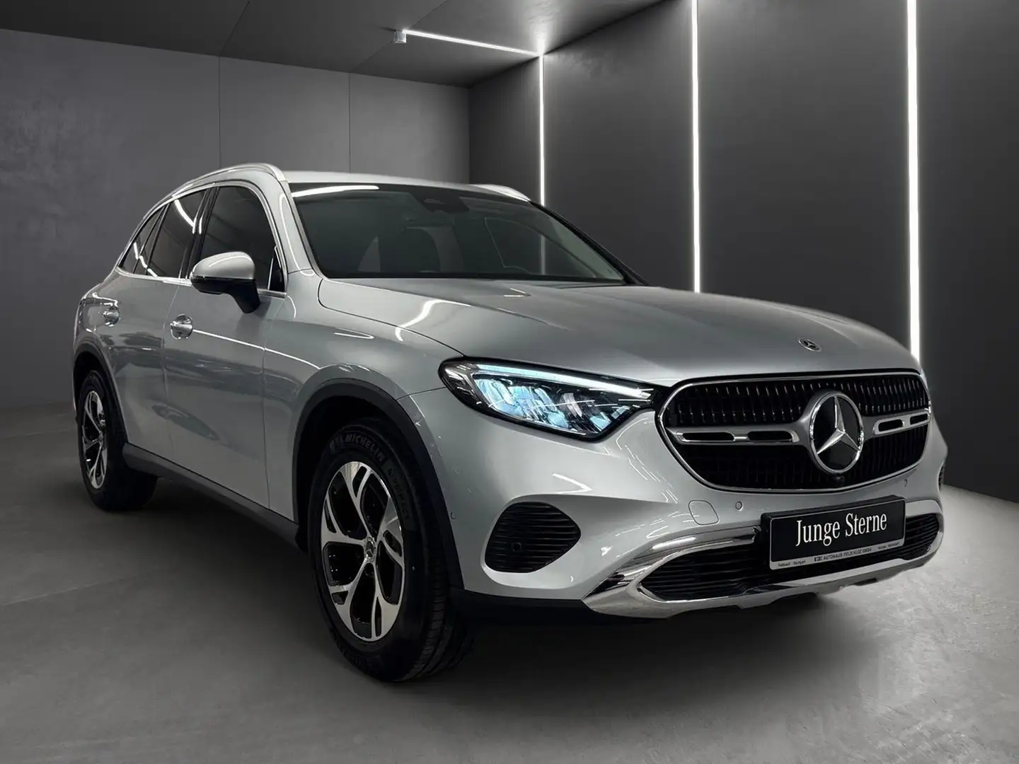 Mercedes-Benz GLC 200 4M Avantgarde*AHK*Totwink*Memory*LED*Kam Silber - 2