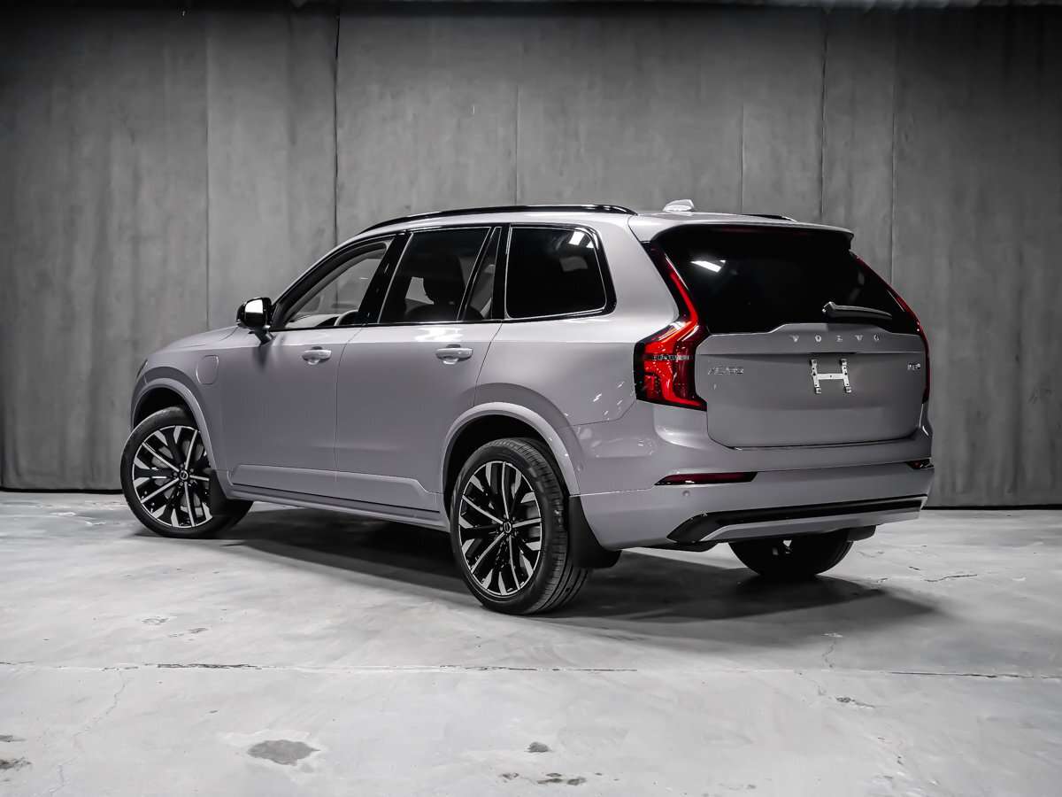 2026 Volvo XC90 Ultra 7-Seater (Bright Theme) alt 5