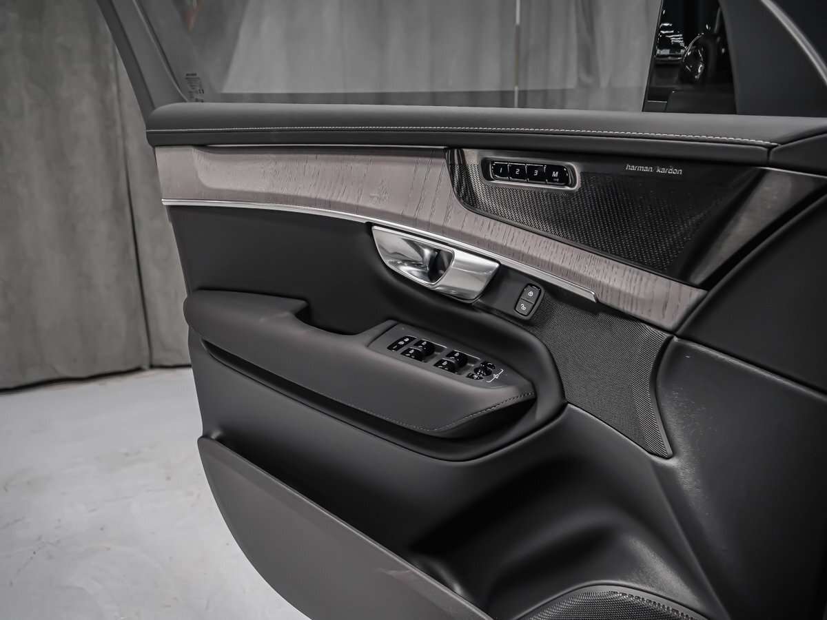 2026 Volvo XC90 Ultra 7-Seater (Bright Theme) thumb 11