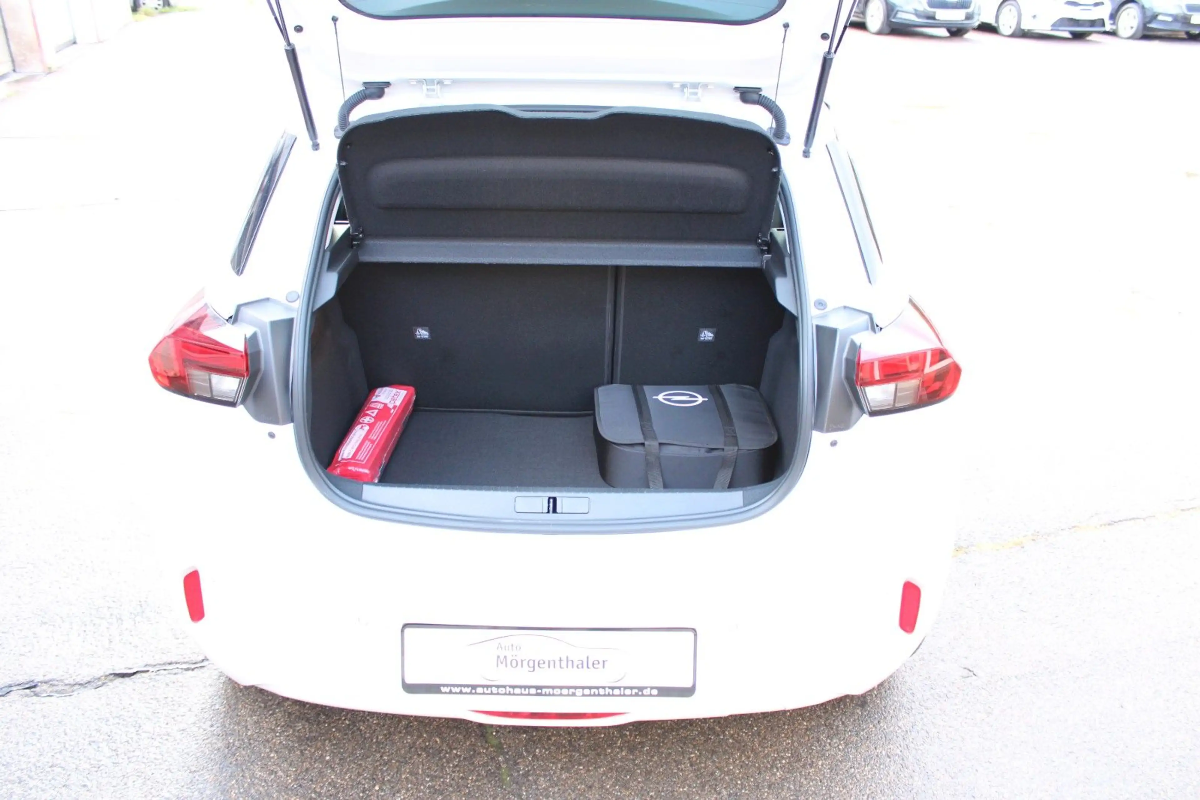 Opel Corsa -e 100kW Edition, Wärmepumpe, 11kW Laden — photo 14