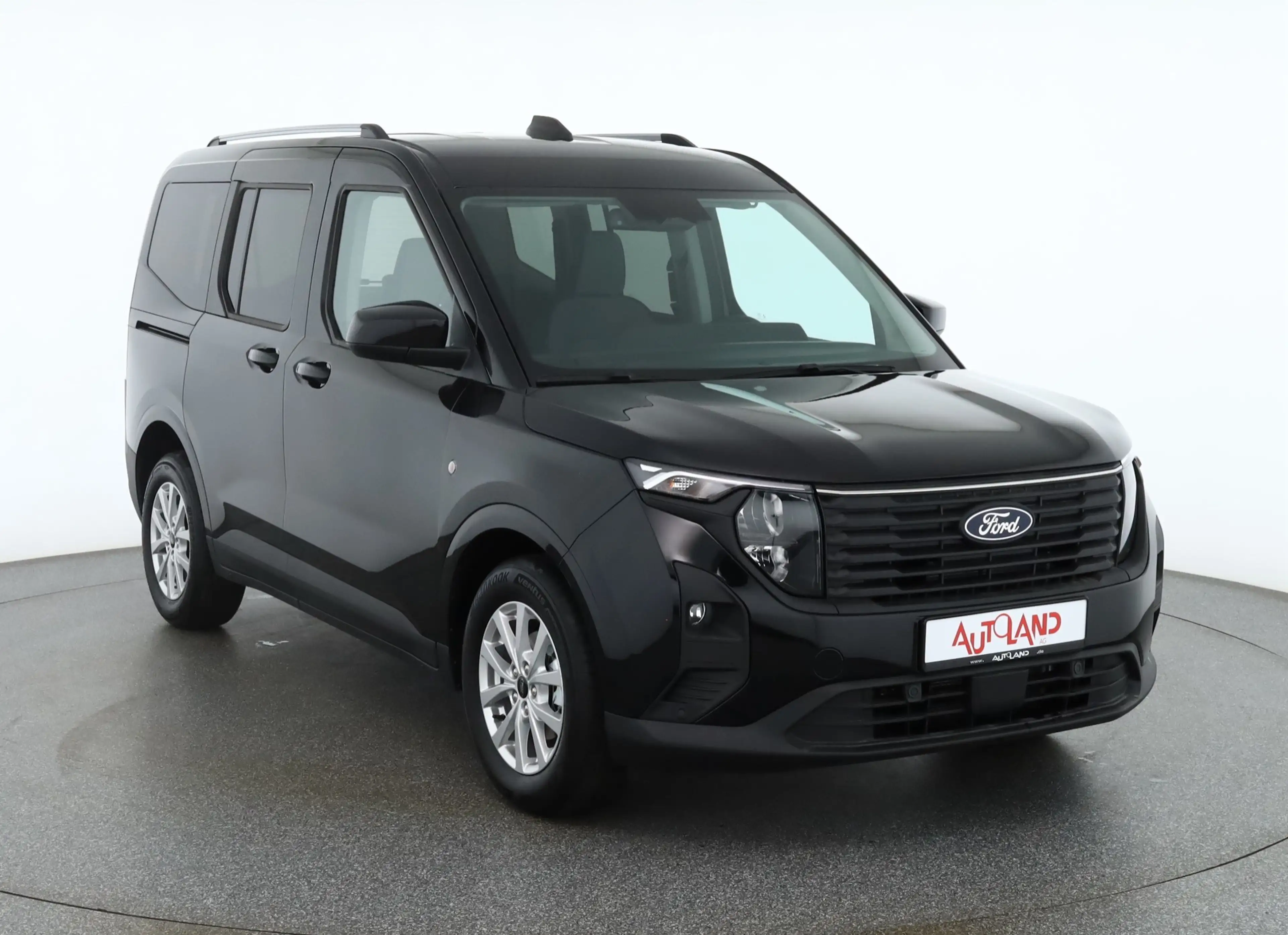Ford Tourneo Courier Titanium 1.0 EB Aut. Kamera AHK — photo 7