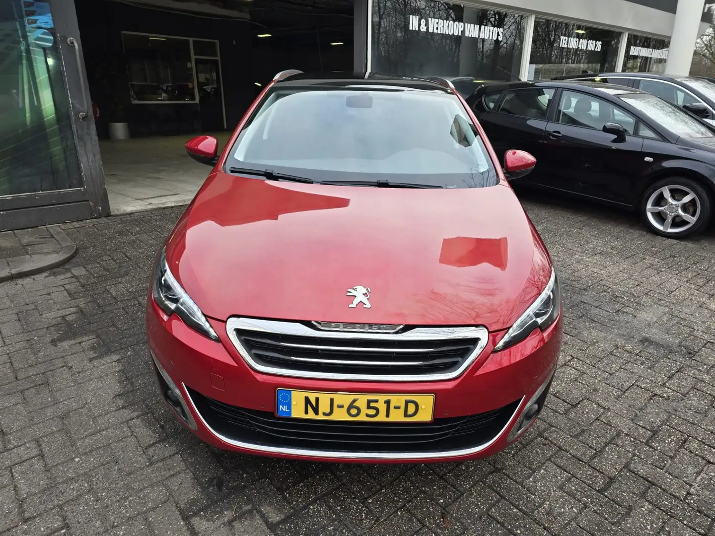Peugeot 308 SW 1.2 131PK | 2E EIGENAAR | 12MND GARANTIE | PANO Rouge - 2