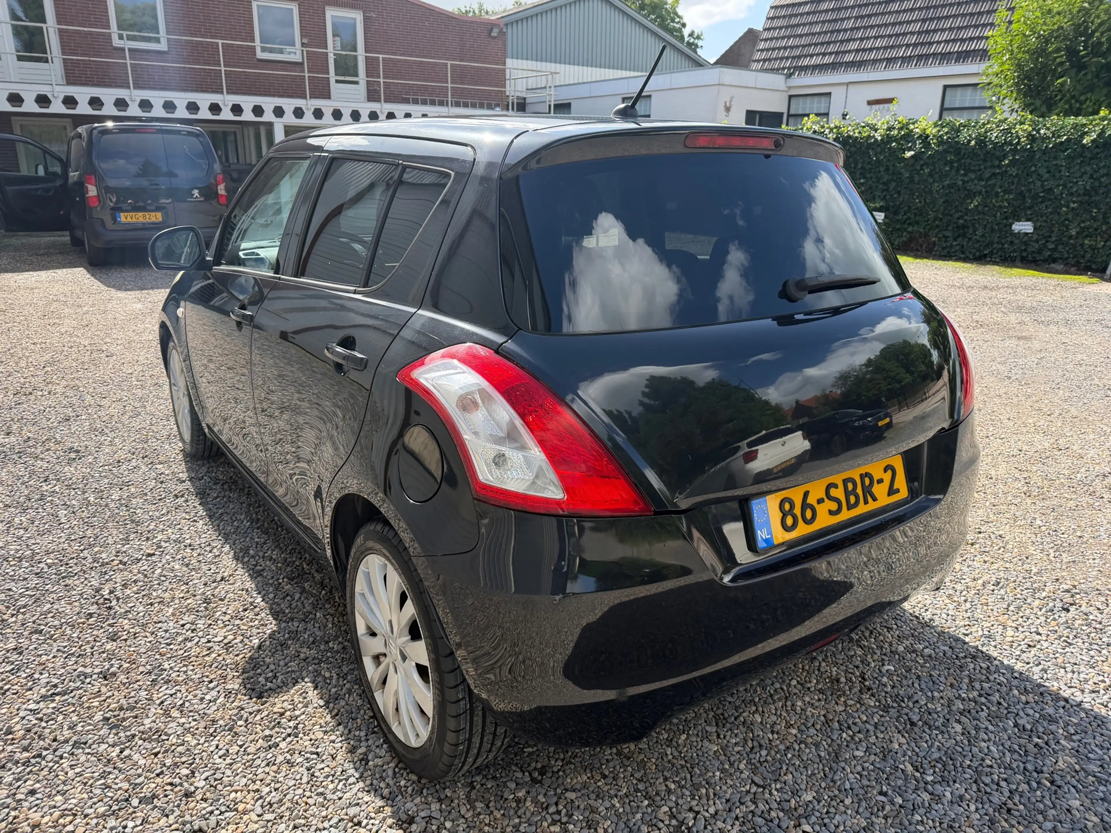 Suzuki Swift 1.2 Exclusive EASSS CRUISE.CLIMA.NEW-APK.4xNEW.BAN — photo 12