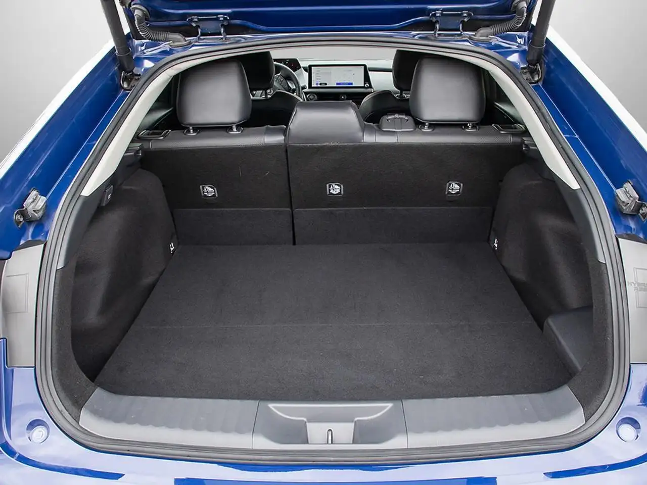Toyota Prius Prime снимка Toyota Prius Prime