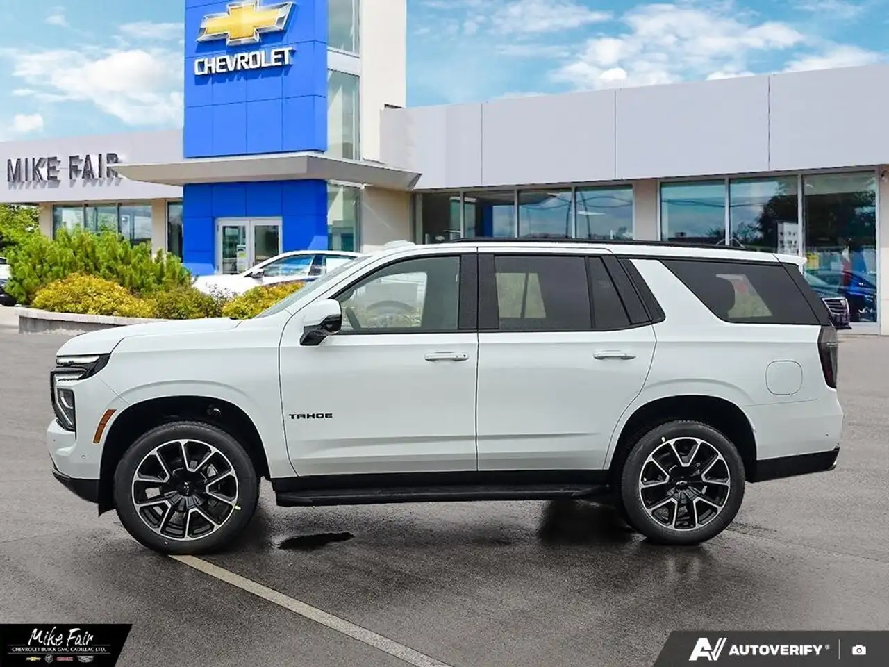 Chevrolet Tahoe снимка Chevrolet Tahoe