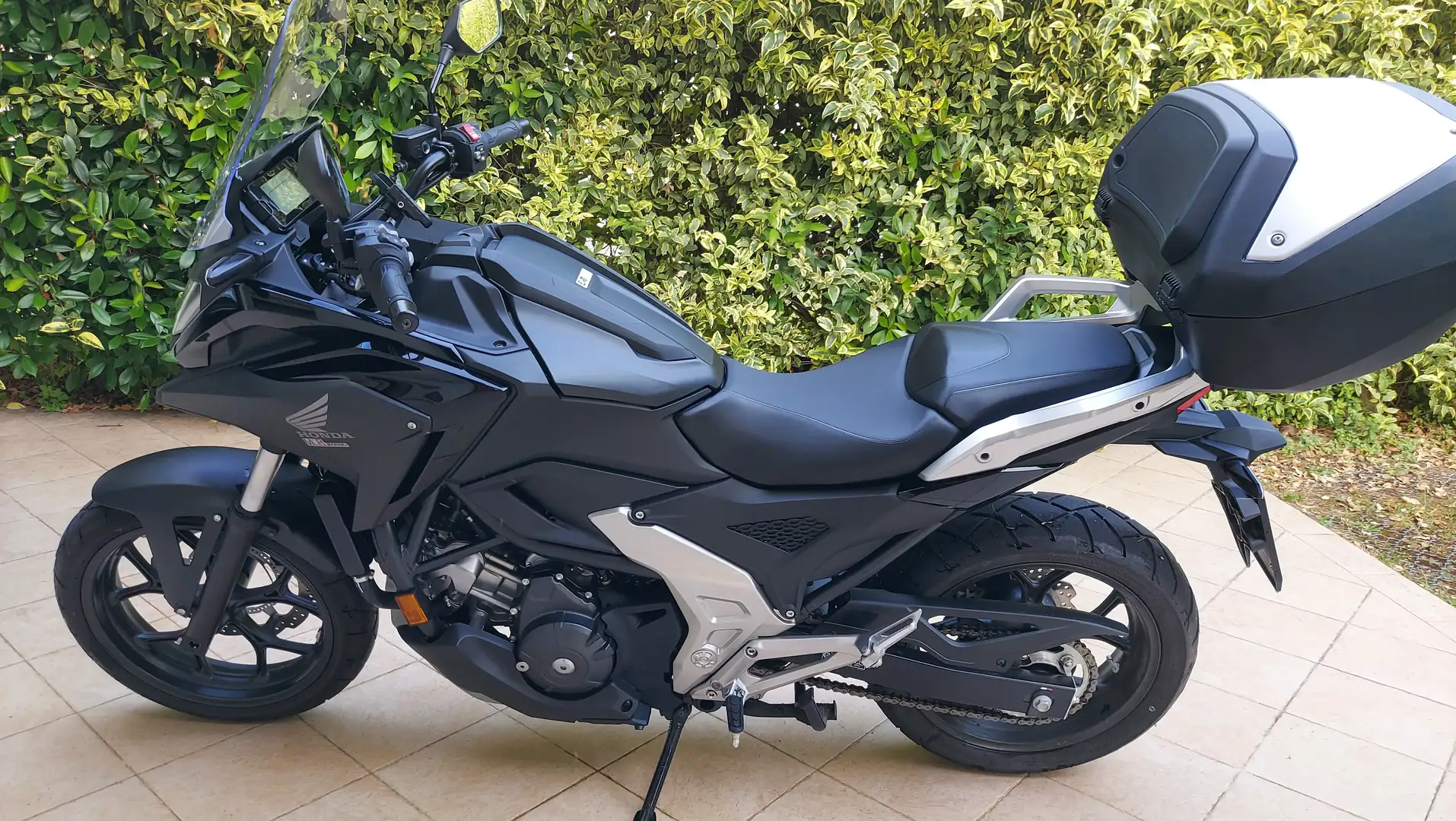 Honda NC 750 DCT URBAN Černá - 1