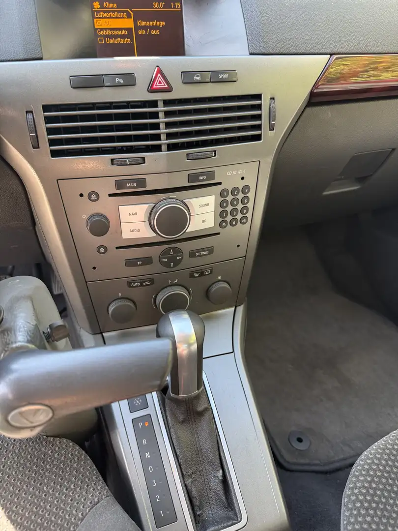 Opel Astra Caravan Elegance Aut. - 1