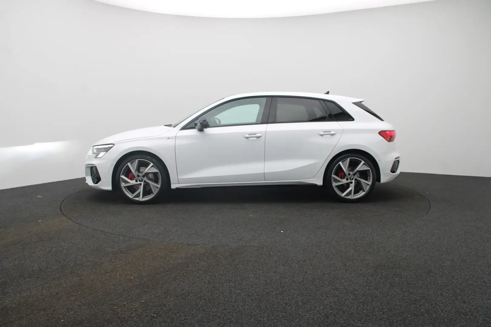 Audi A3 Sportback 35 TDI S line LED Navi Pano AHK Blanc - 2