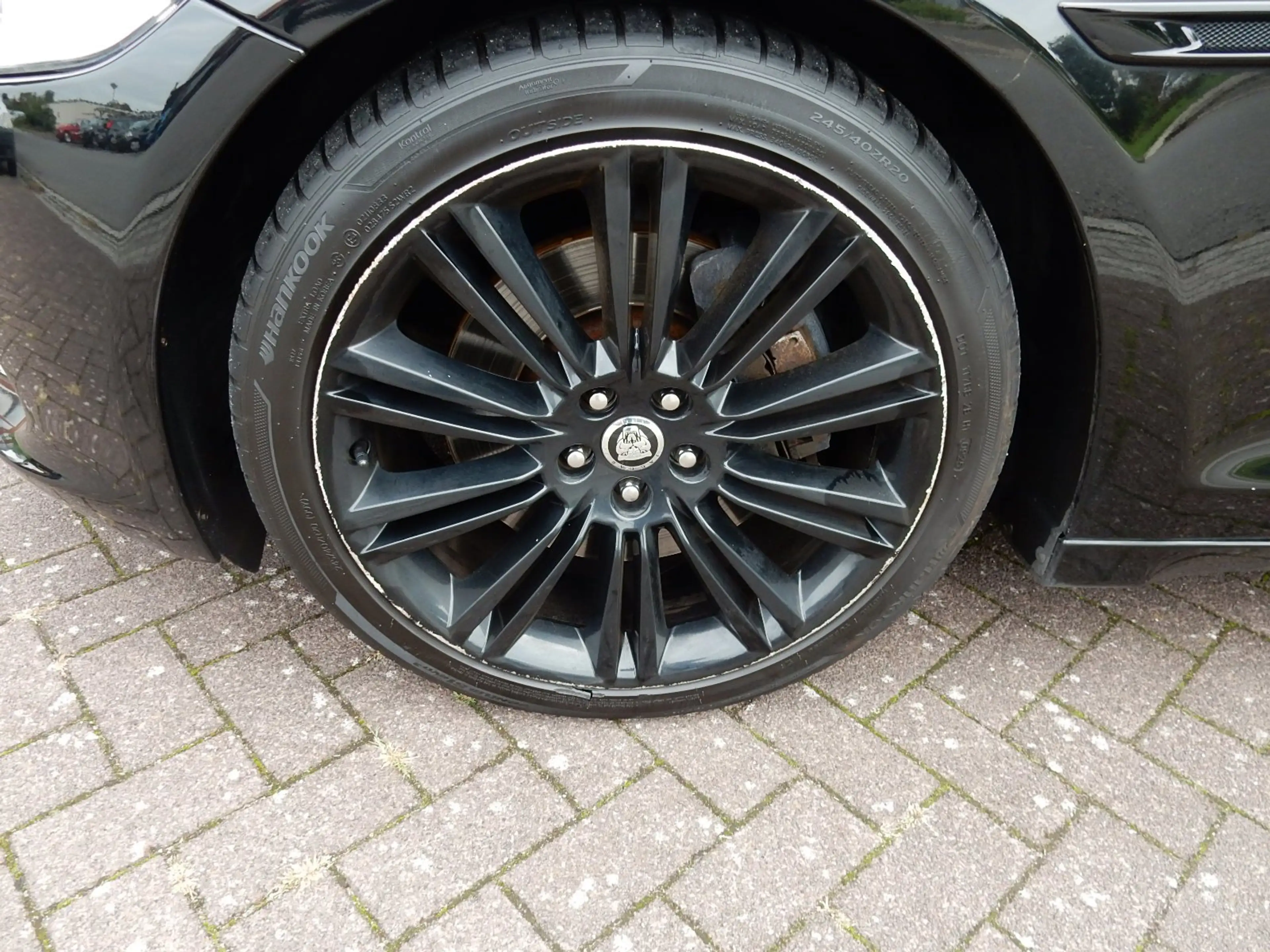 Jaguar XJ 3.0 V6D PORTFOLIO LWB*LEDER*PANO*CAMERA* — photo 18