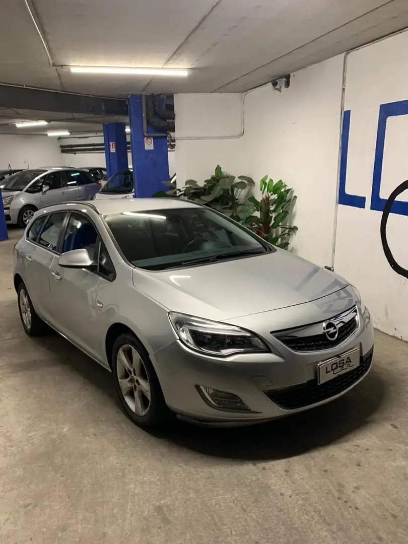 Opel Astra Astra 1.4 100CV Sports Tourer Cosmo Argento - 2