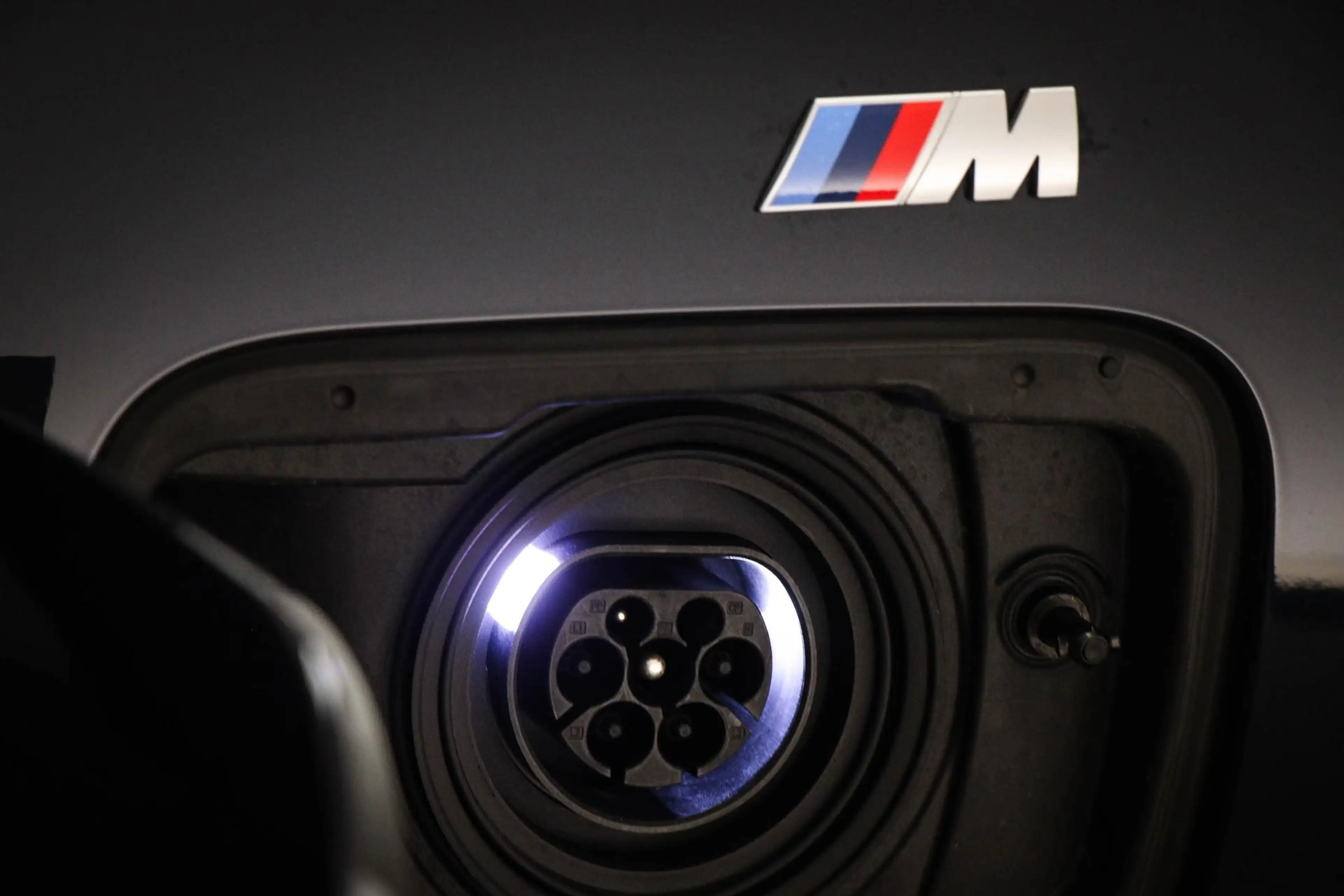 BMW 550 5-serie Touring 550e xDrive | Panoramadak | Head-U — photo 24