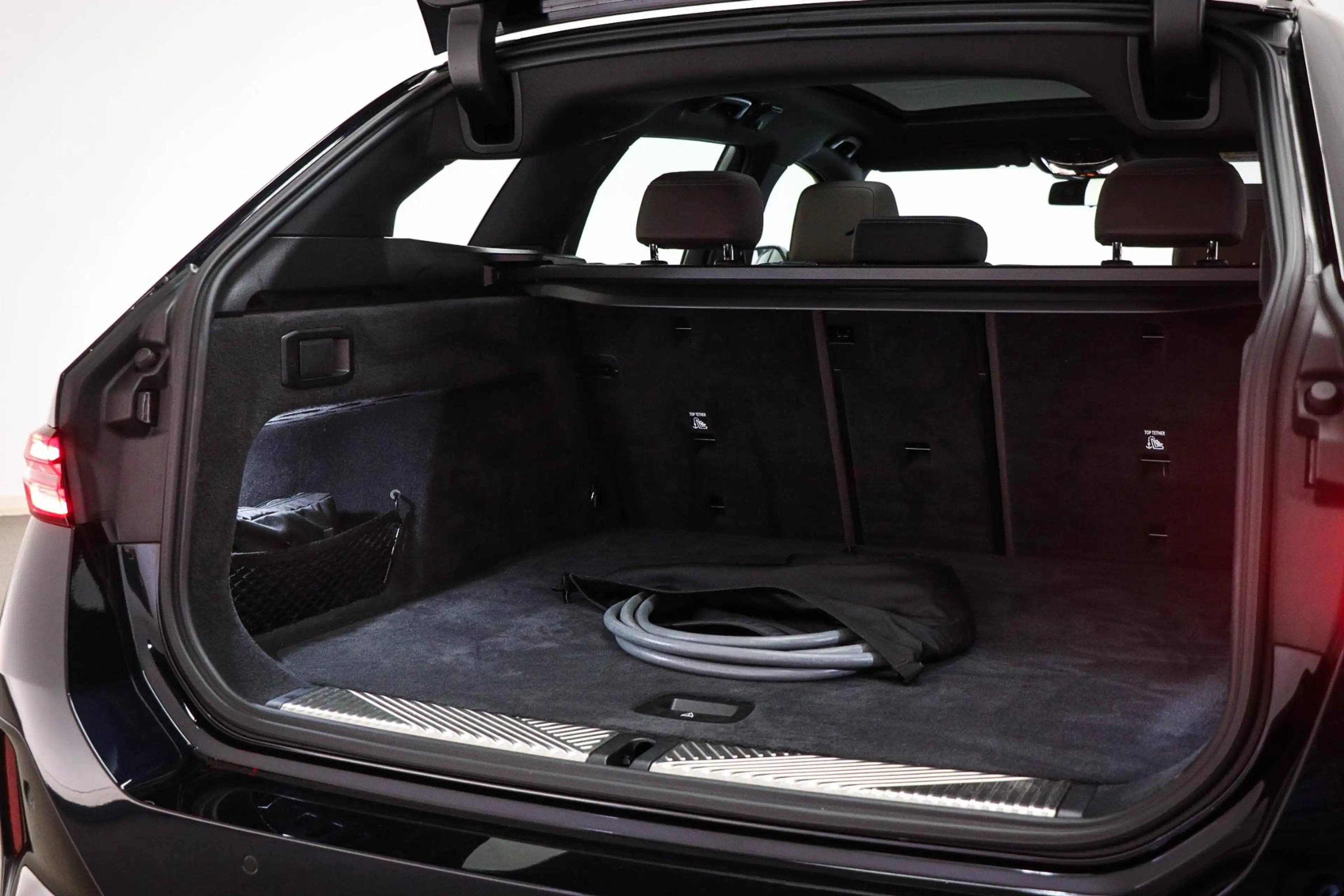 BMW 550 5-serie Touring 550e xDrive | Panoramadak | Head-U — photo 18