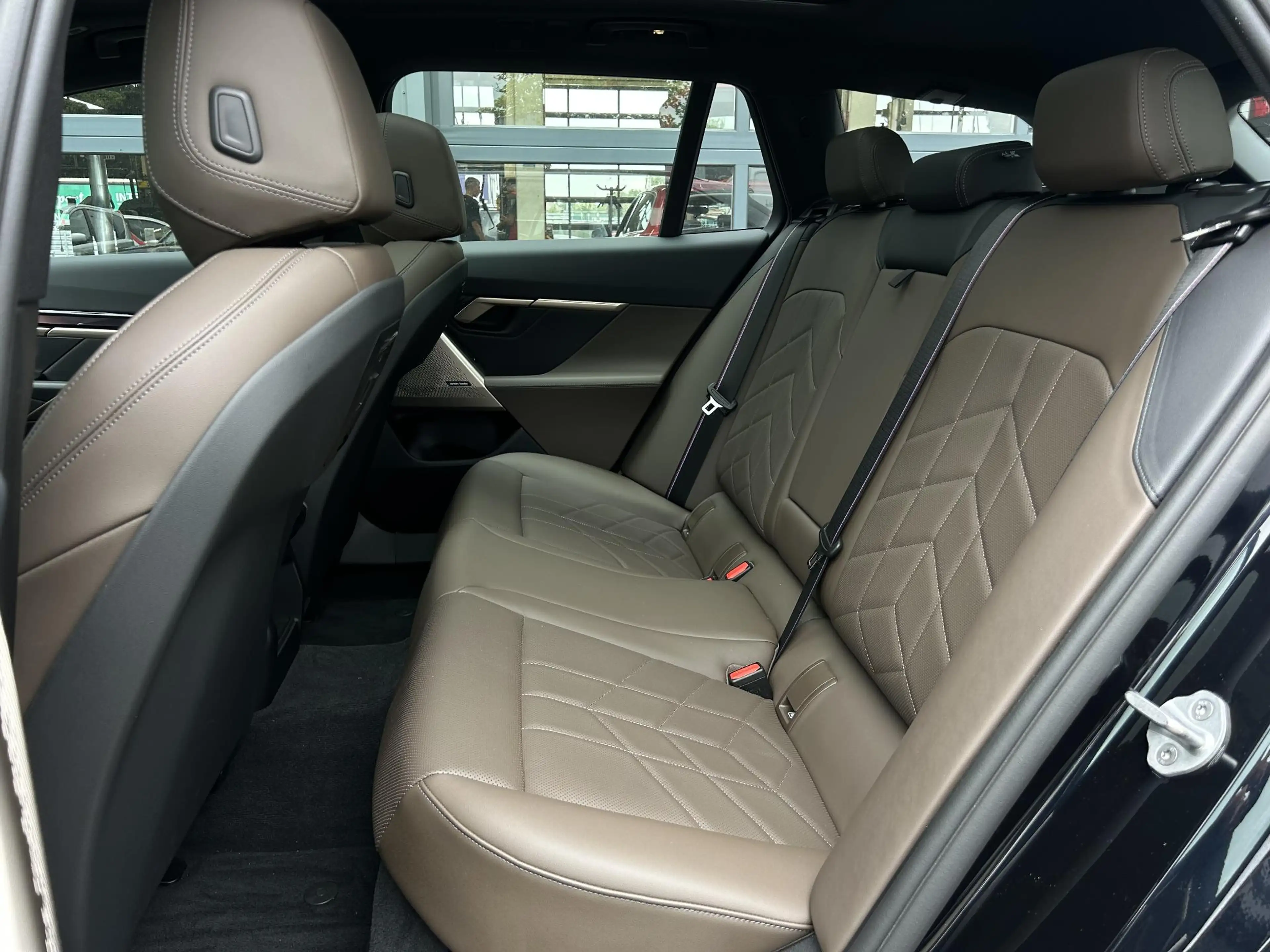BMW 550 5-serie Touring 550e xDrive | Panoramadak | Head-U — photo 4