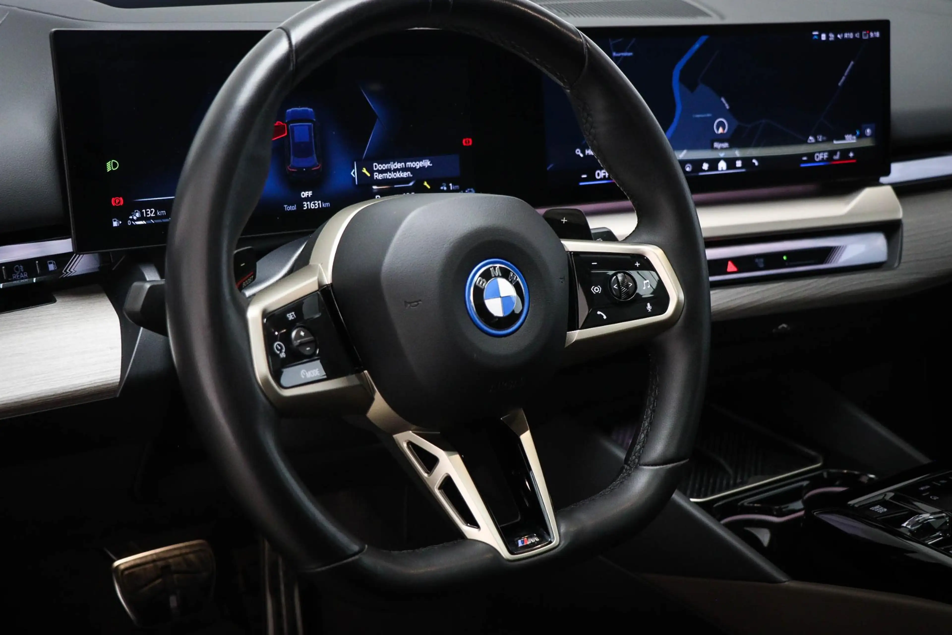 BMW 550 5-serie Touring 550e xDrive | Panoramadak | Head-U — photo 36