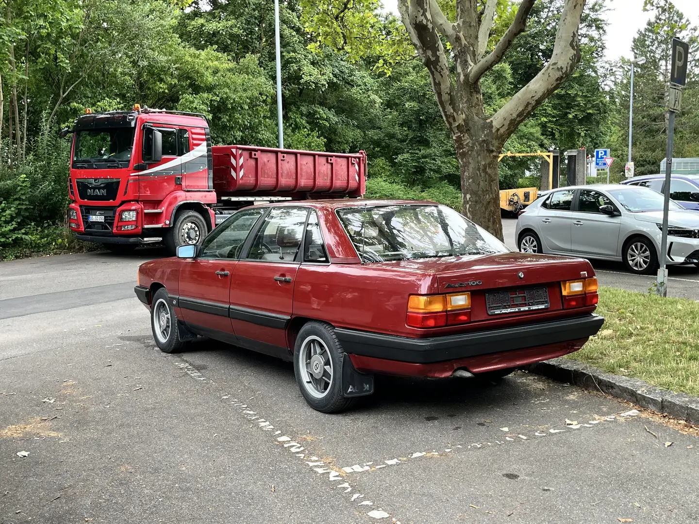 Audi 100 CD, CC, CS Rot - 2