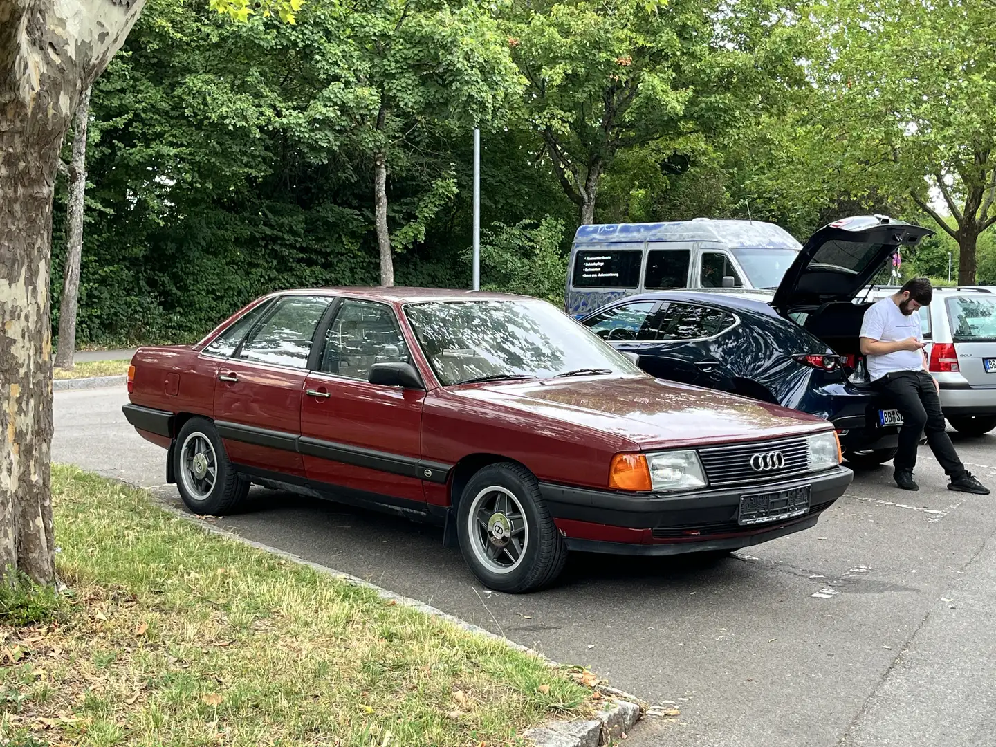 Audi 100 CD, CC, CS Rot - 1