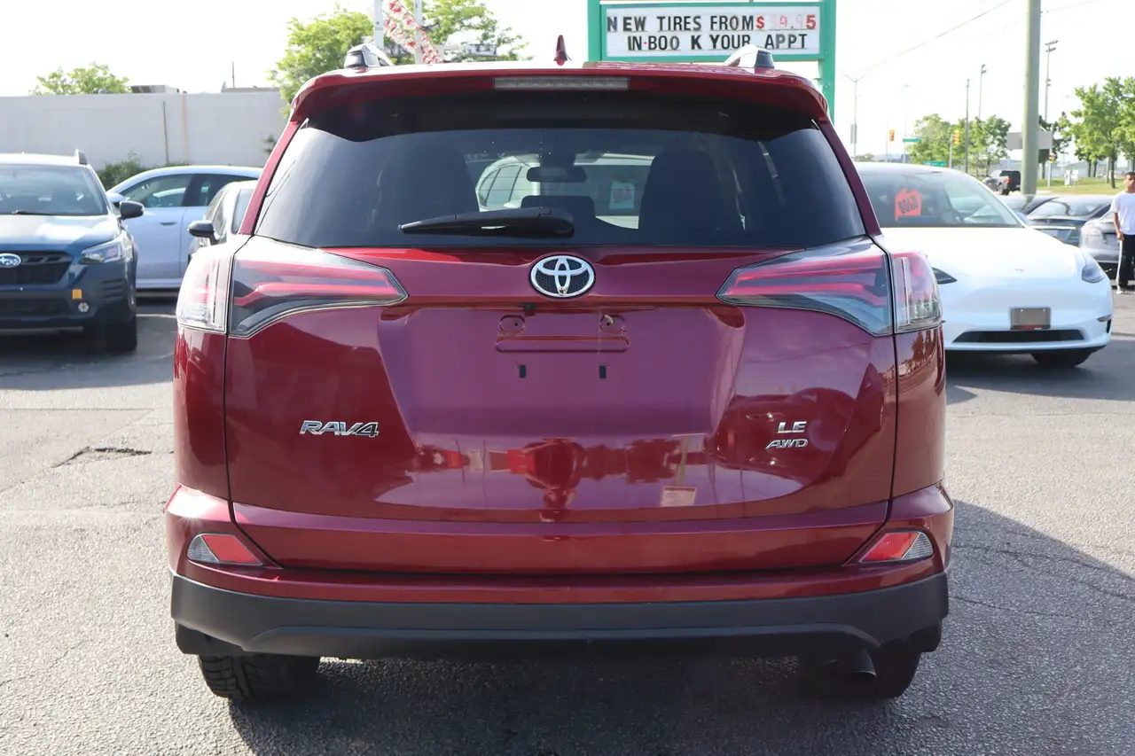 Toyota RAV 4 снимка Toyota RAV 4