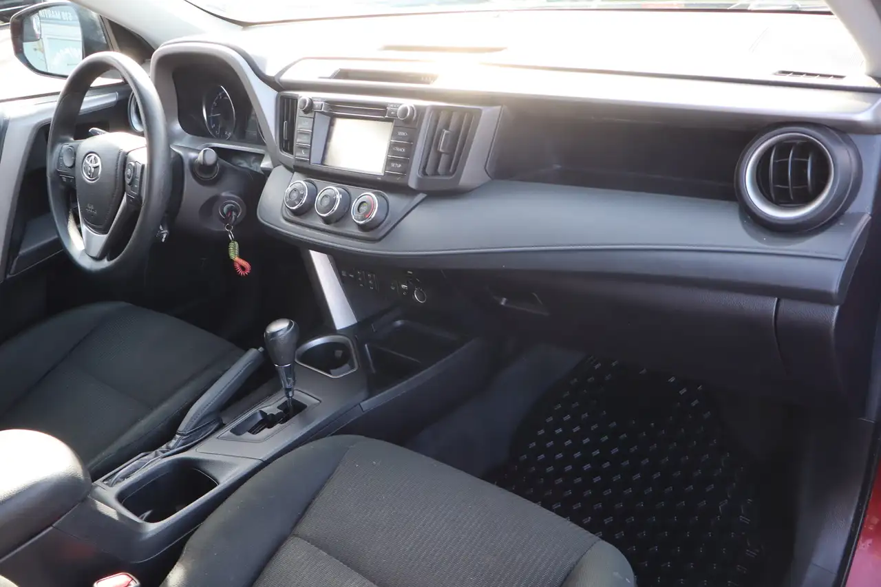 Toyota RAV 4 снимка Toyota RAV 4