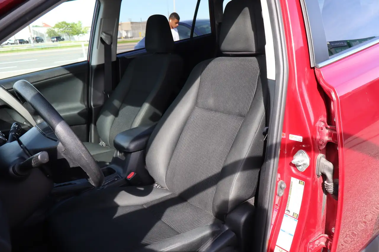 Toyota RAV 4 снимка Toyota RAV 4