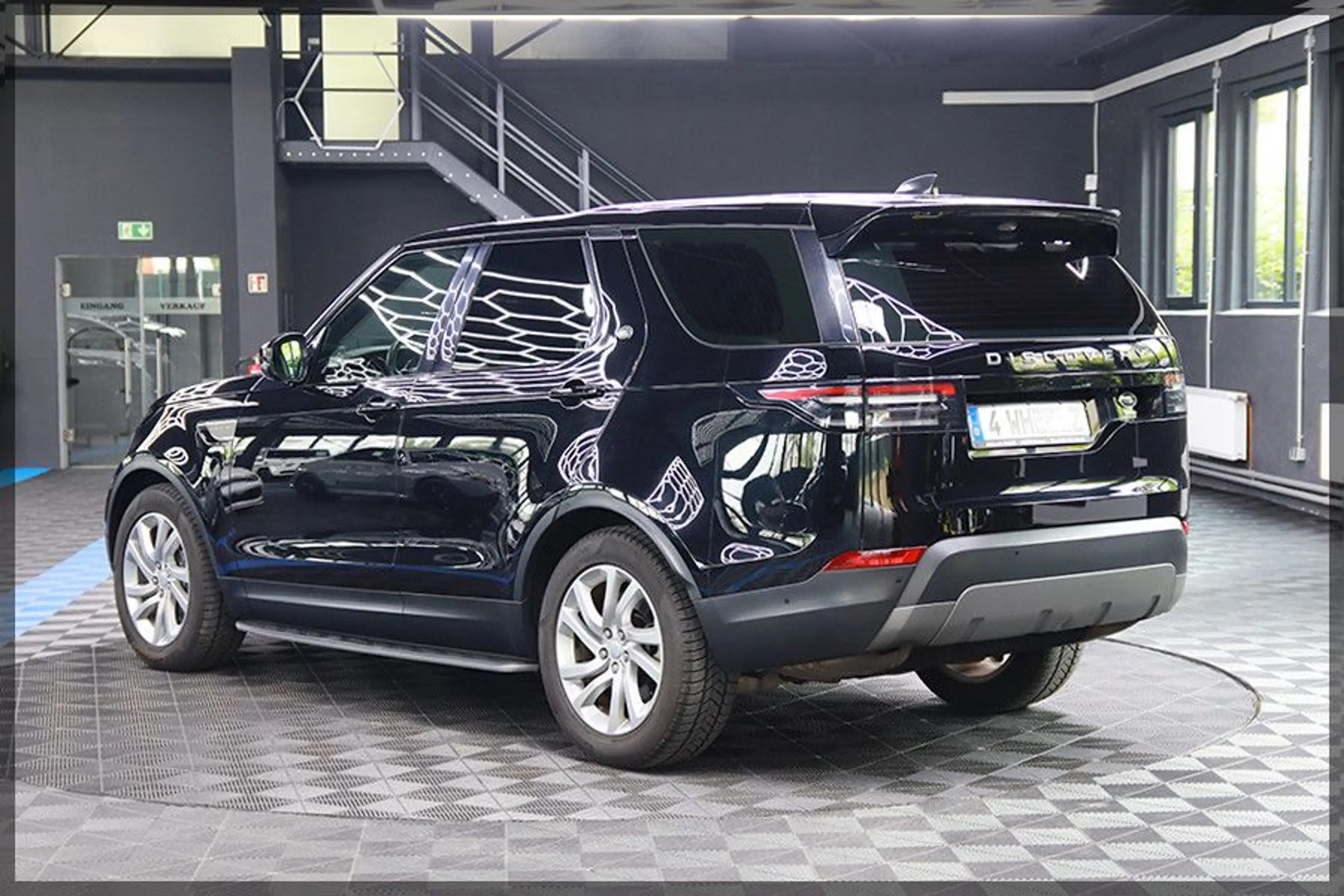 Land Rover Discovery 5 SE SDV6 CAM / NAVI / NEUER MOTOR — photo 6