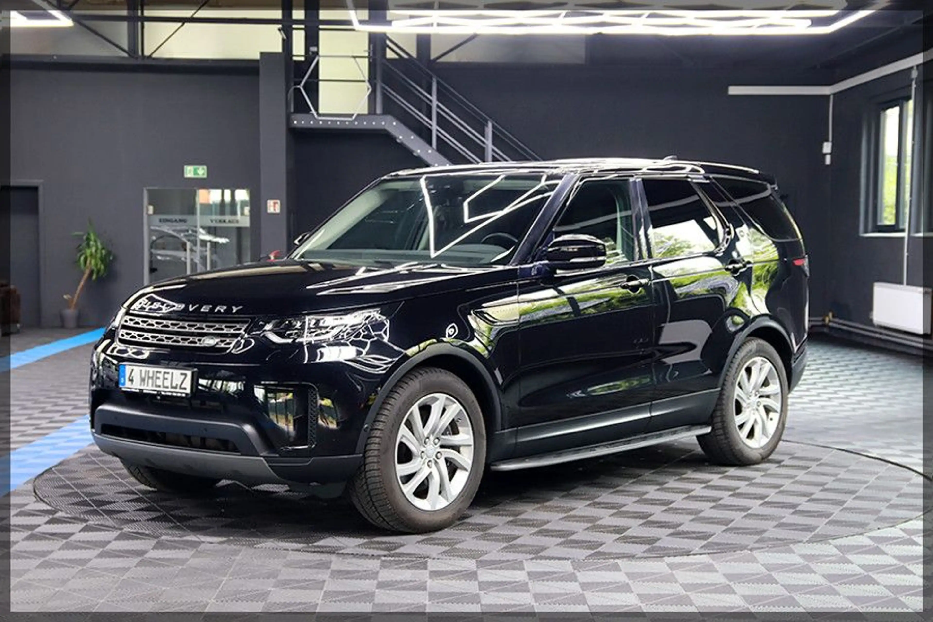 Land Rover Discovery 5 SE SDV6 CAM / NAVI / NEUER MOTOR — photo 2