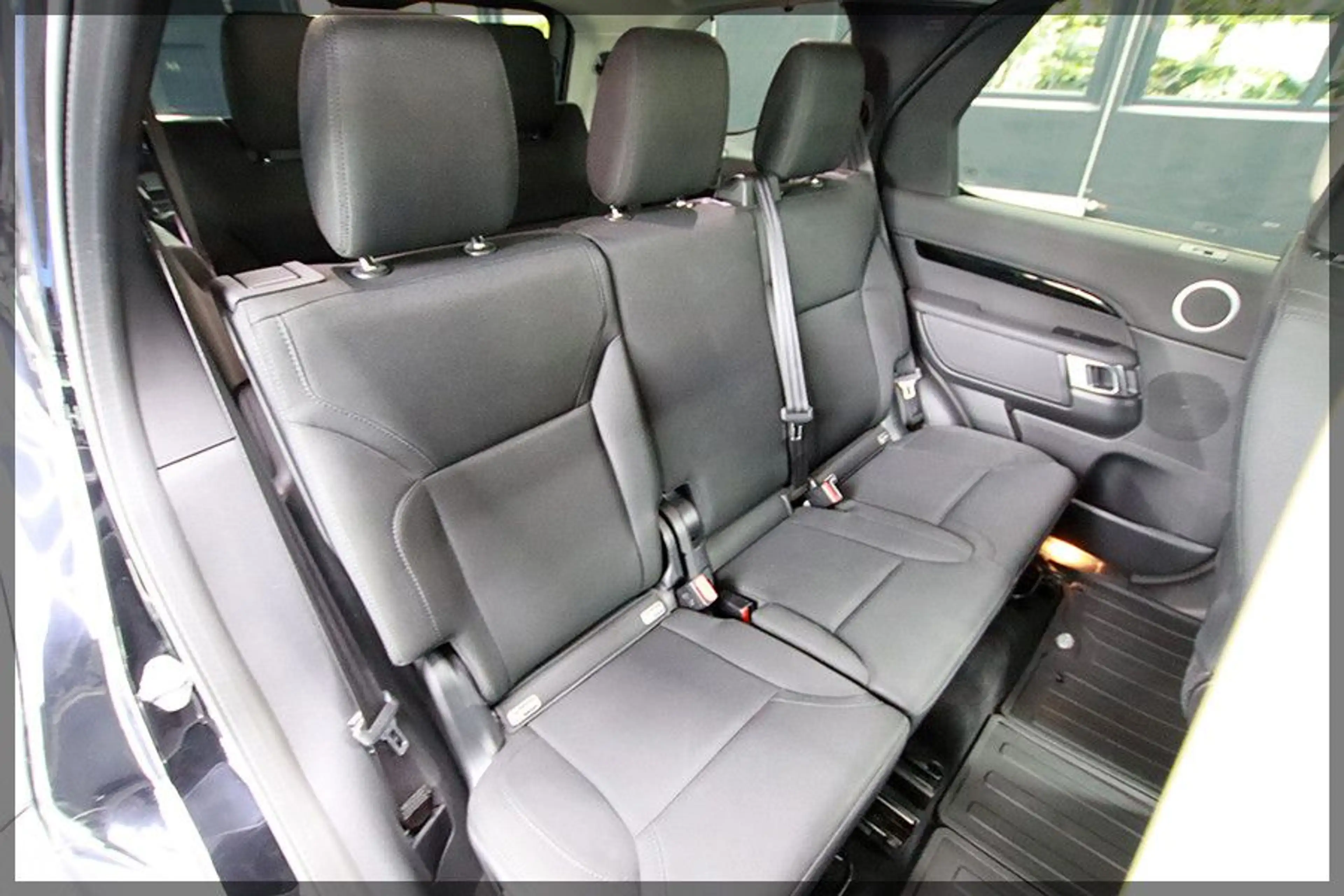 Land Rover Discovery 5 SE SDV6 CAM / NAVI / NEUER MOTOR — photo 15
