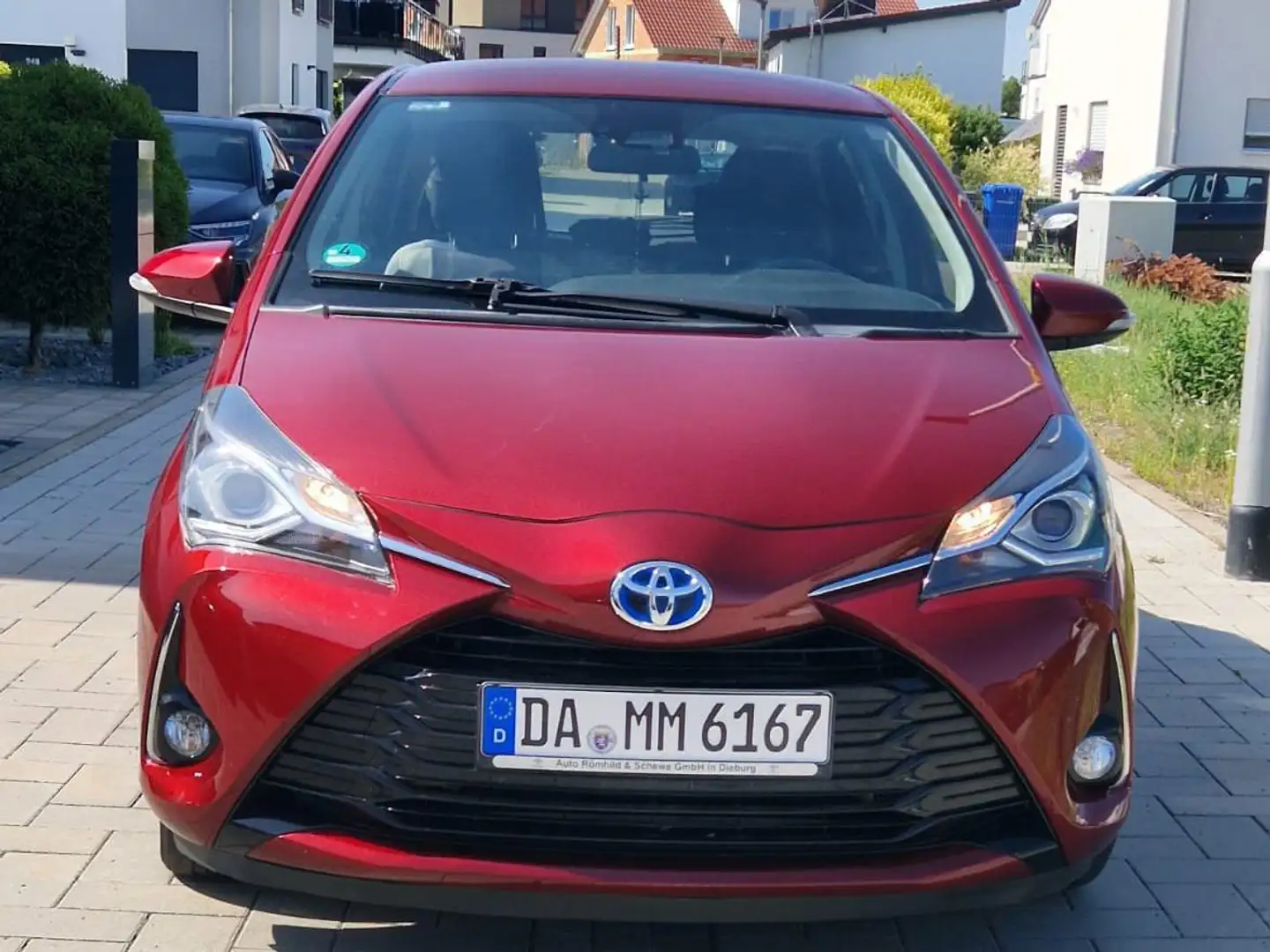Toyota Yaris Yaris Hybrid Hybrid 1.5 VVT-i Comfort Rot - 2