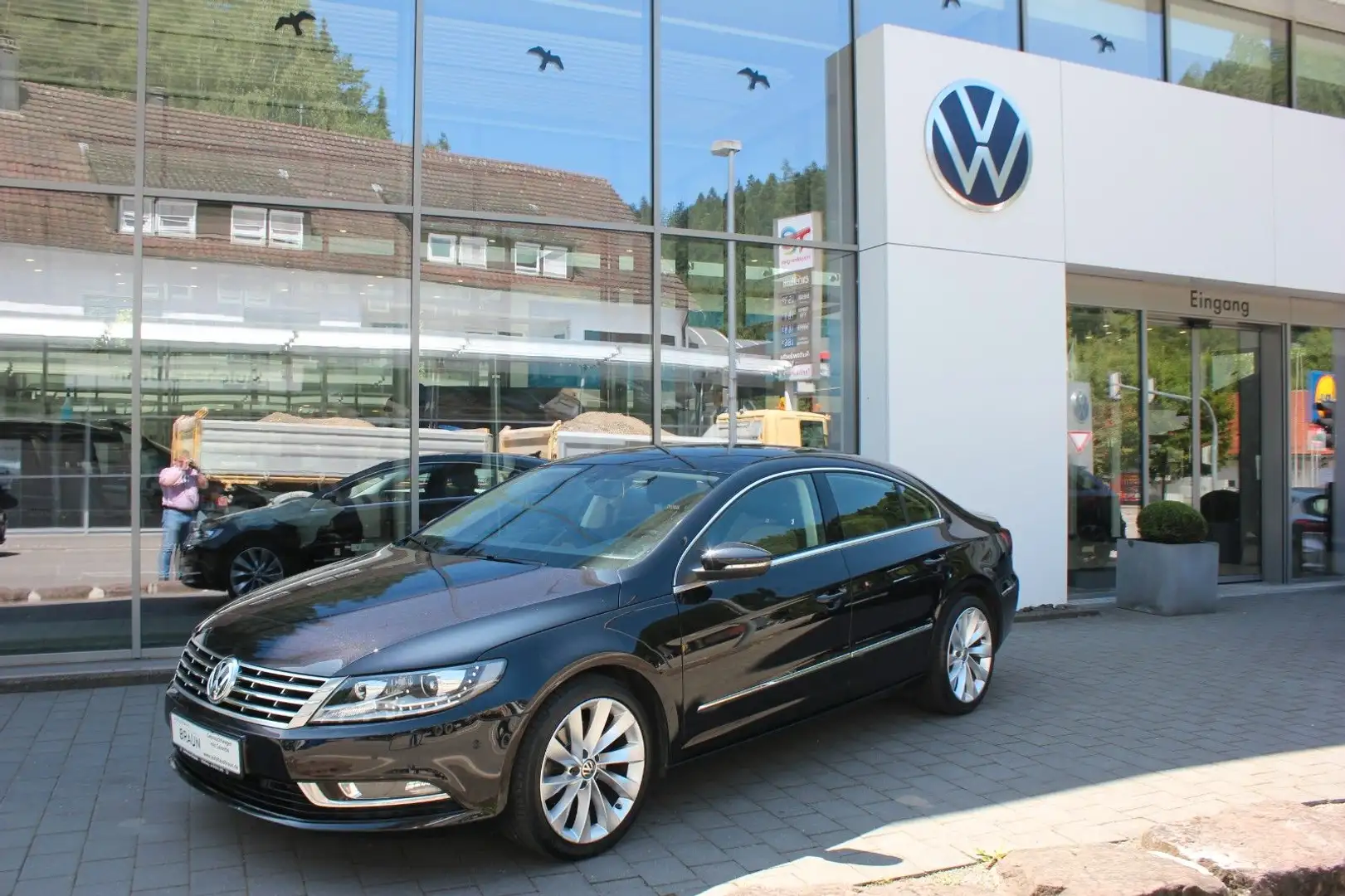 Volkswagen CC 2.0 TSI DSG Navi,Xenon,PanoDach,Leder Schwarz - 1