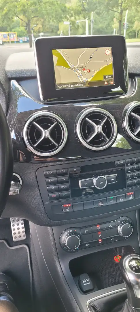 Mercedes-Benz 180 Grau - 2