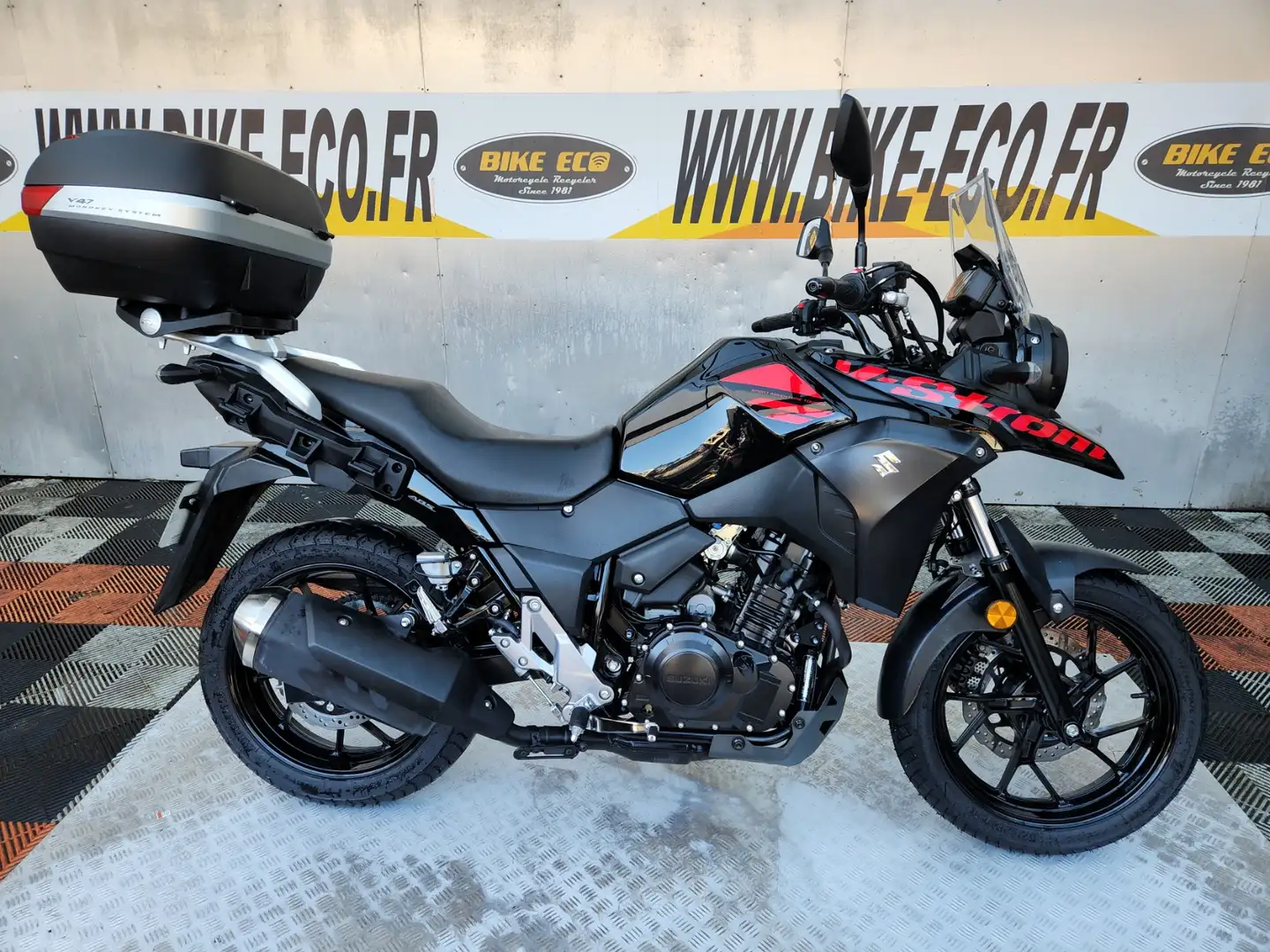 Suzuki V-Strom 250 Negro - 1